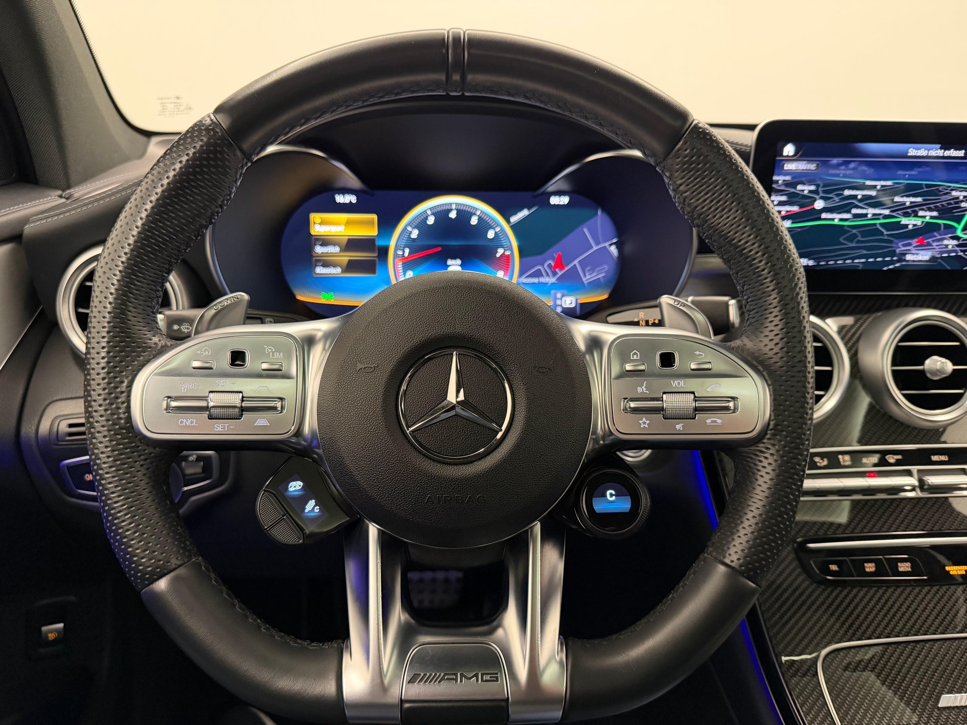 MERCEDES-BENZ GLC 63 S AMG 4m+-image-19