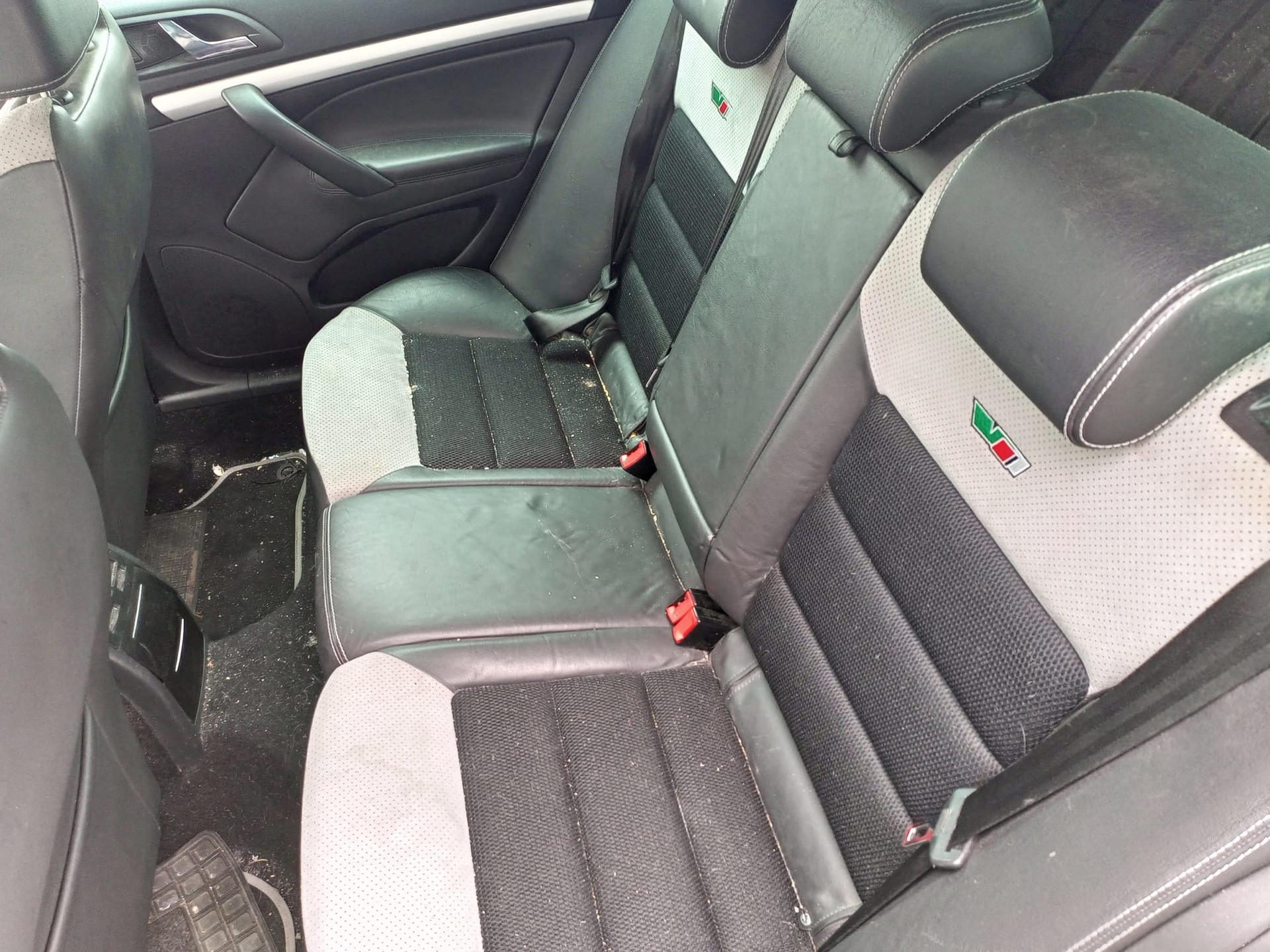 SKODA Octavia 2.0 TFSI RS-image-4
