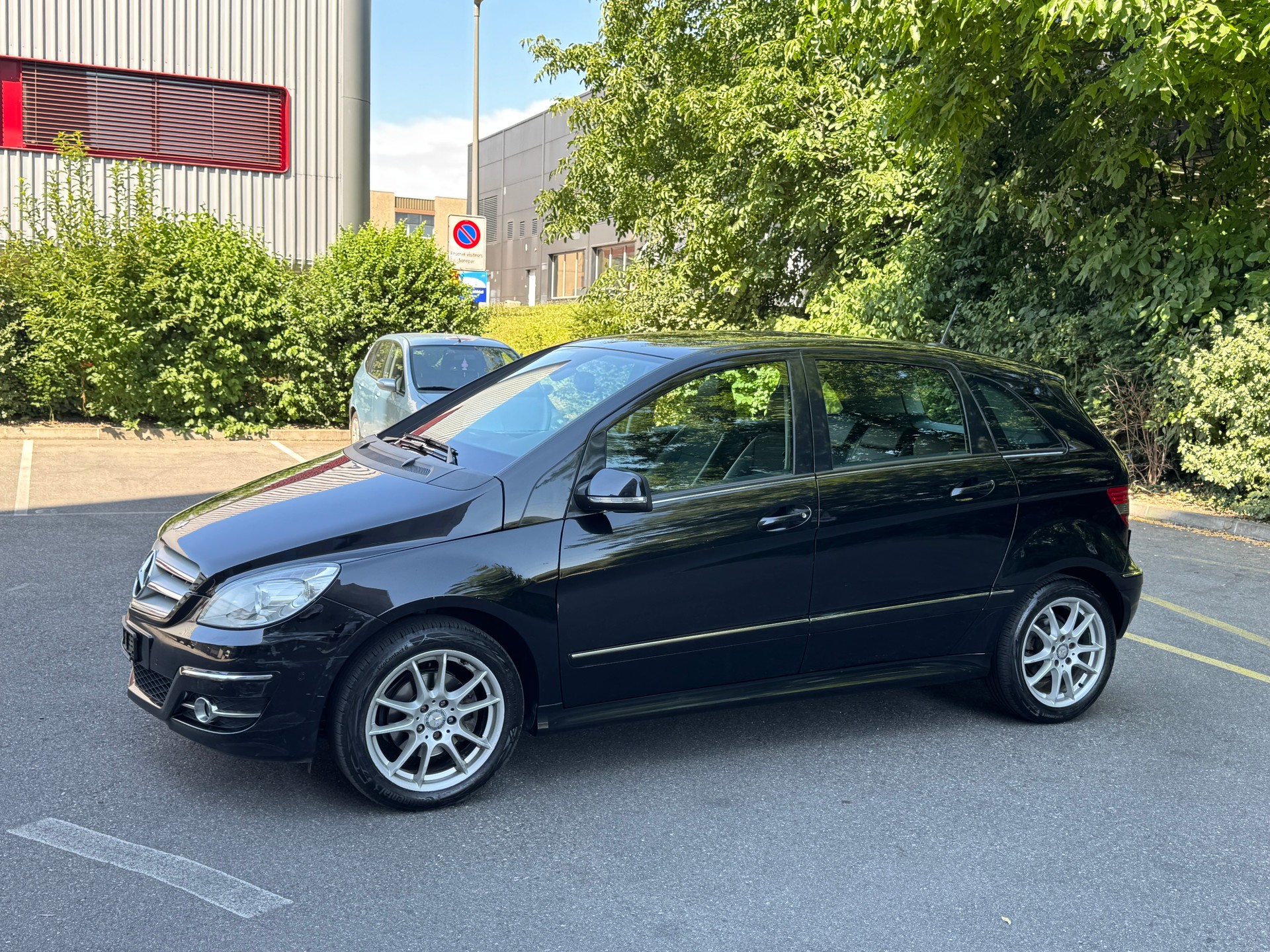 MERCEDES-BENZ B 200 Autotronic-image-2
