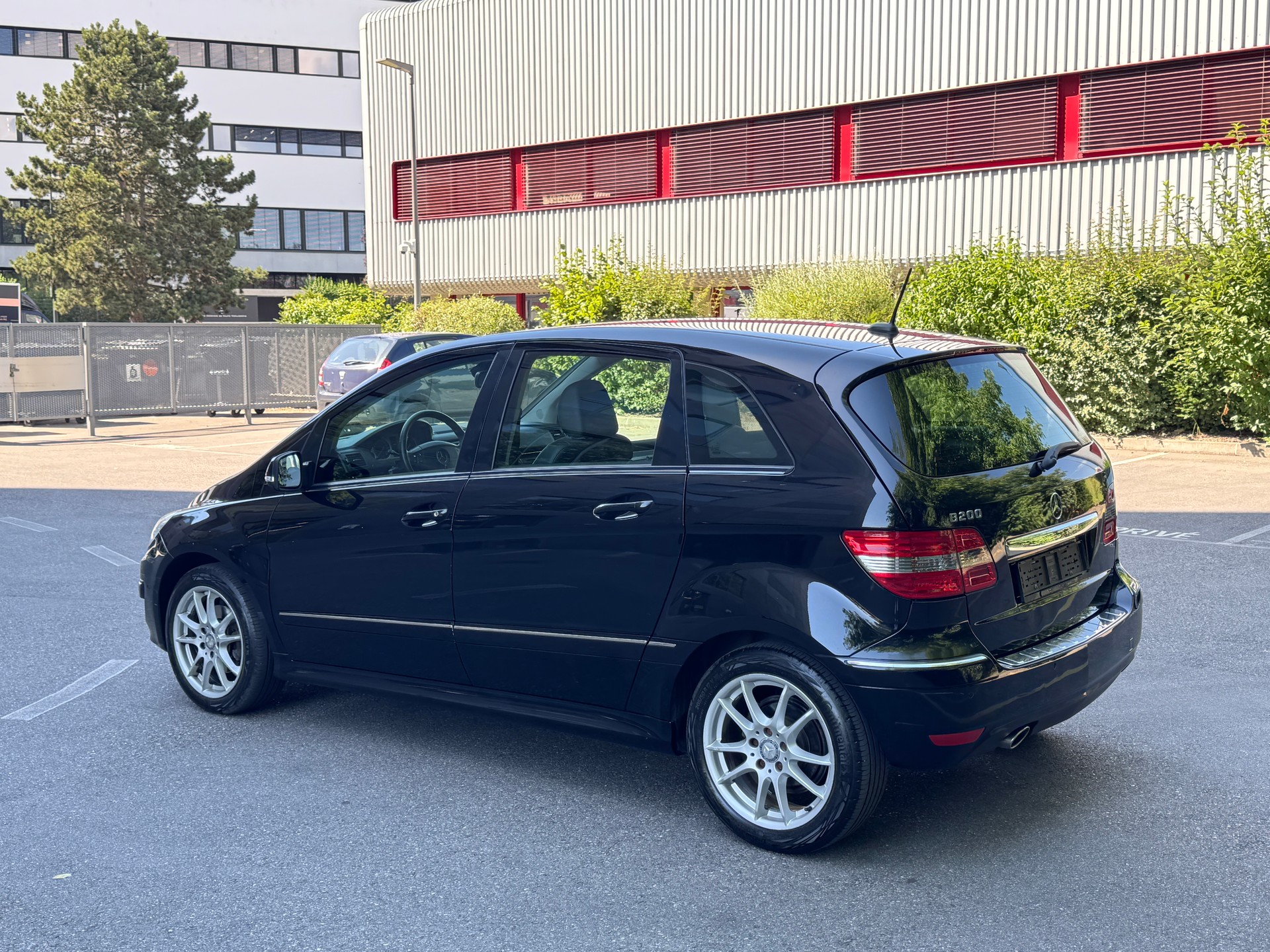 MERCEDES-BENZ B 200 Autotronic-image-3
