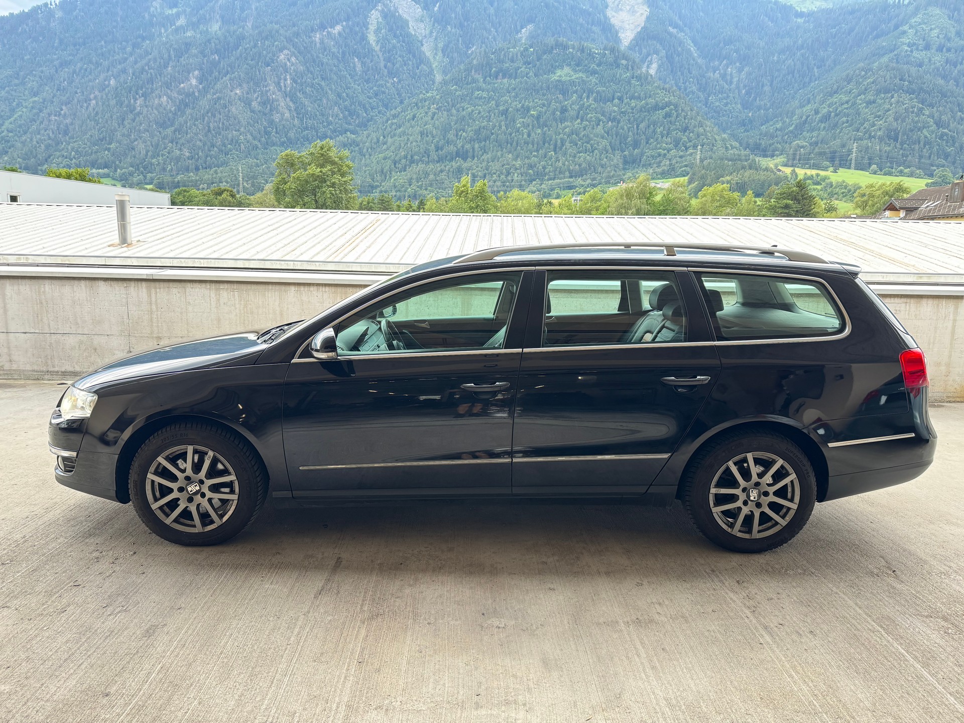 VW Passat Variant 2.0 TDI Highline 4Motion DSG-image-6