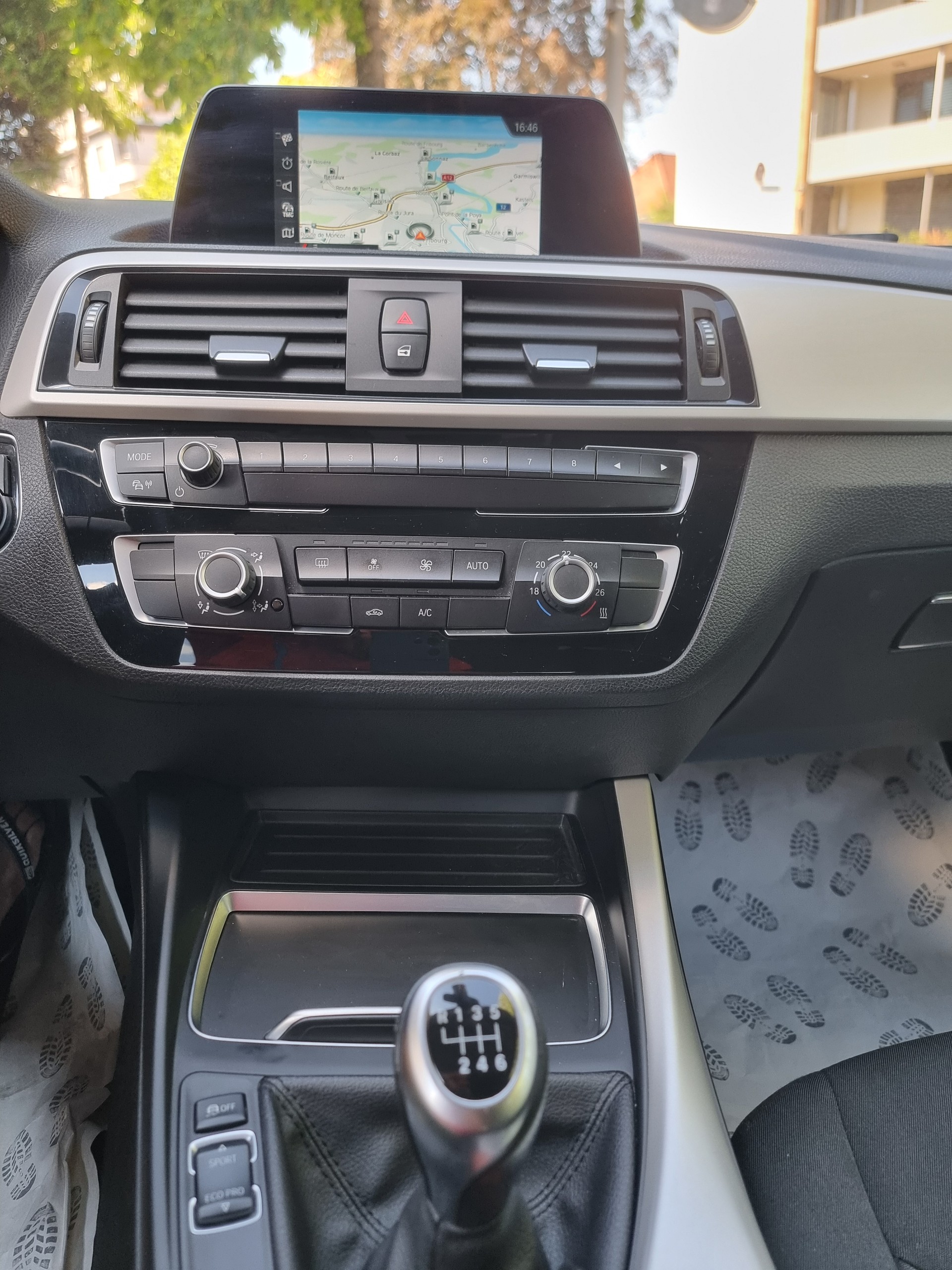 BMW 114d Business-image-12