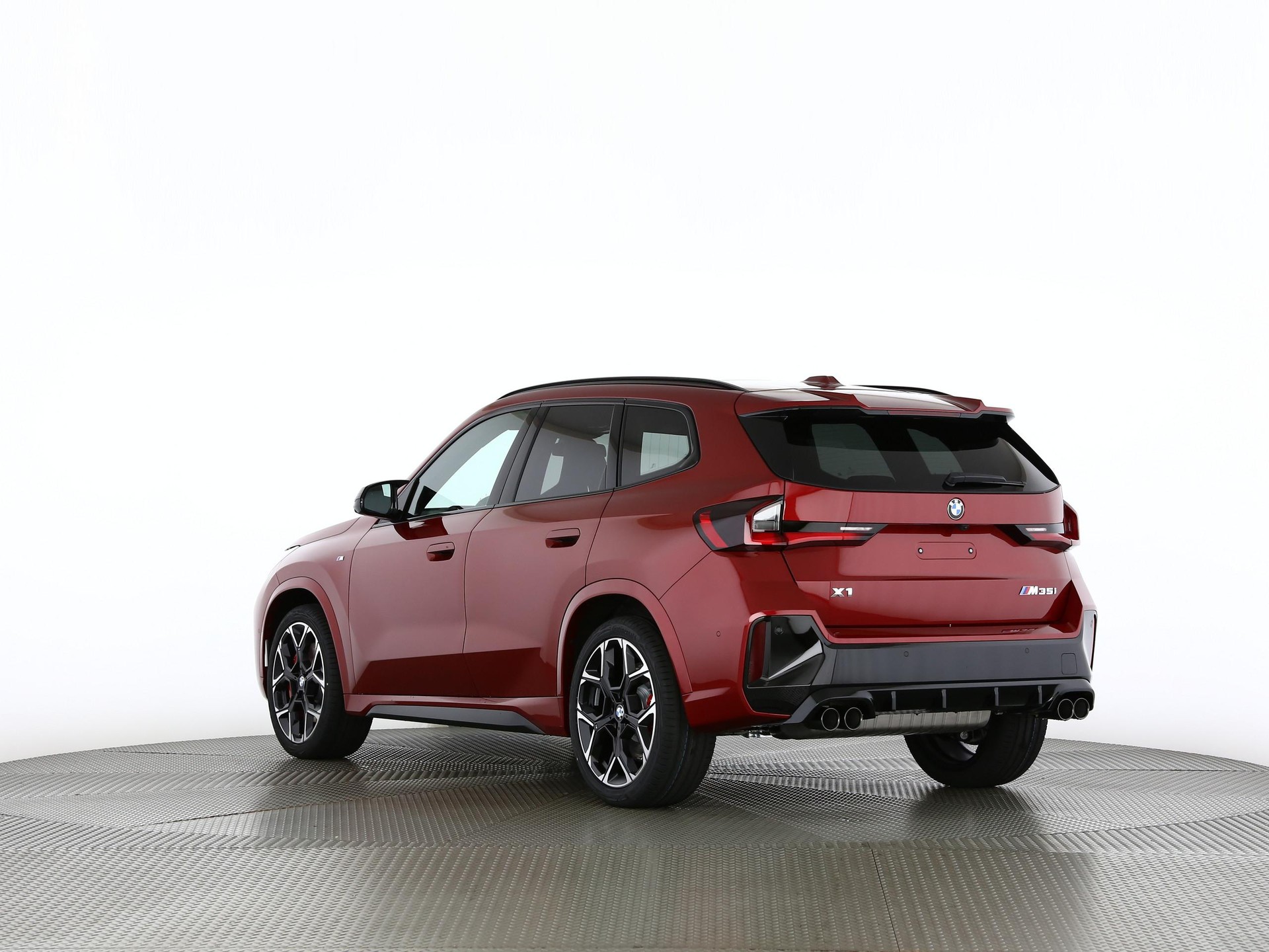 BMW X1 M35i-image-15