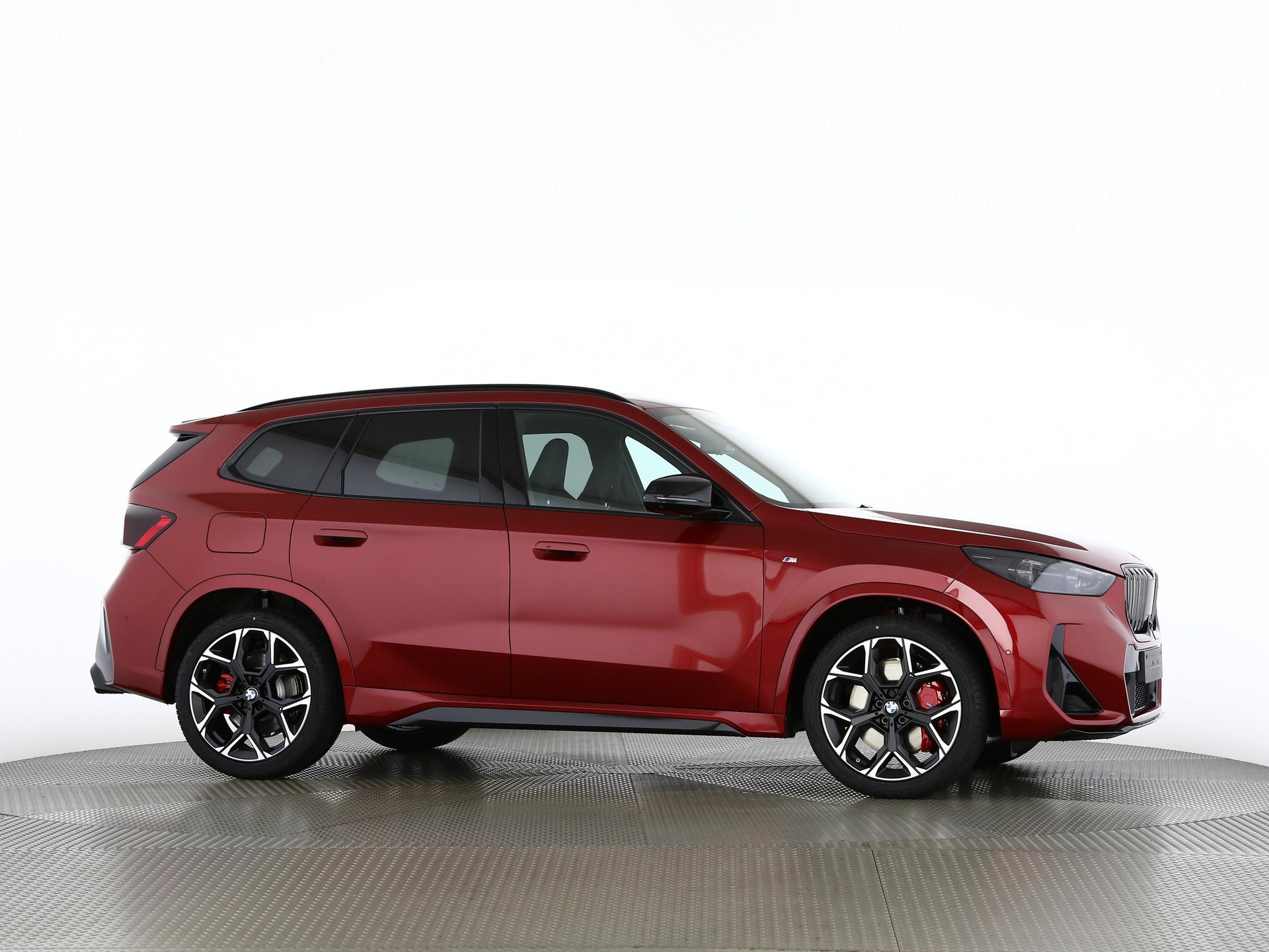 BMW X1 M35i-image-24