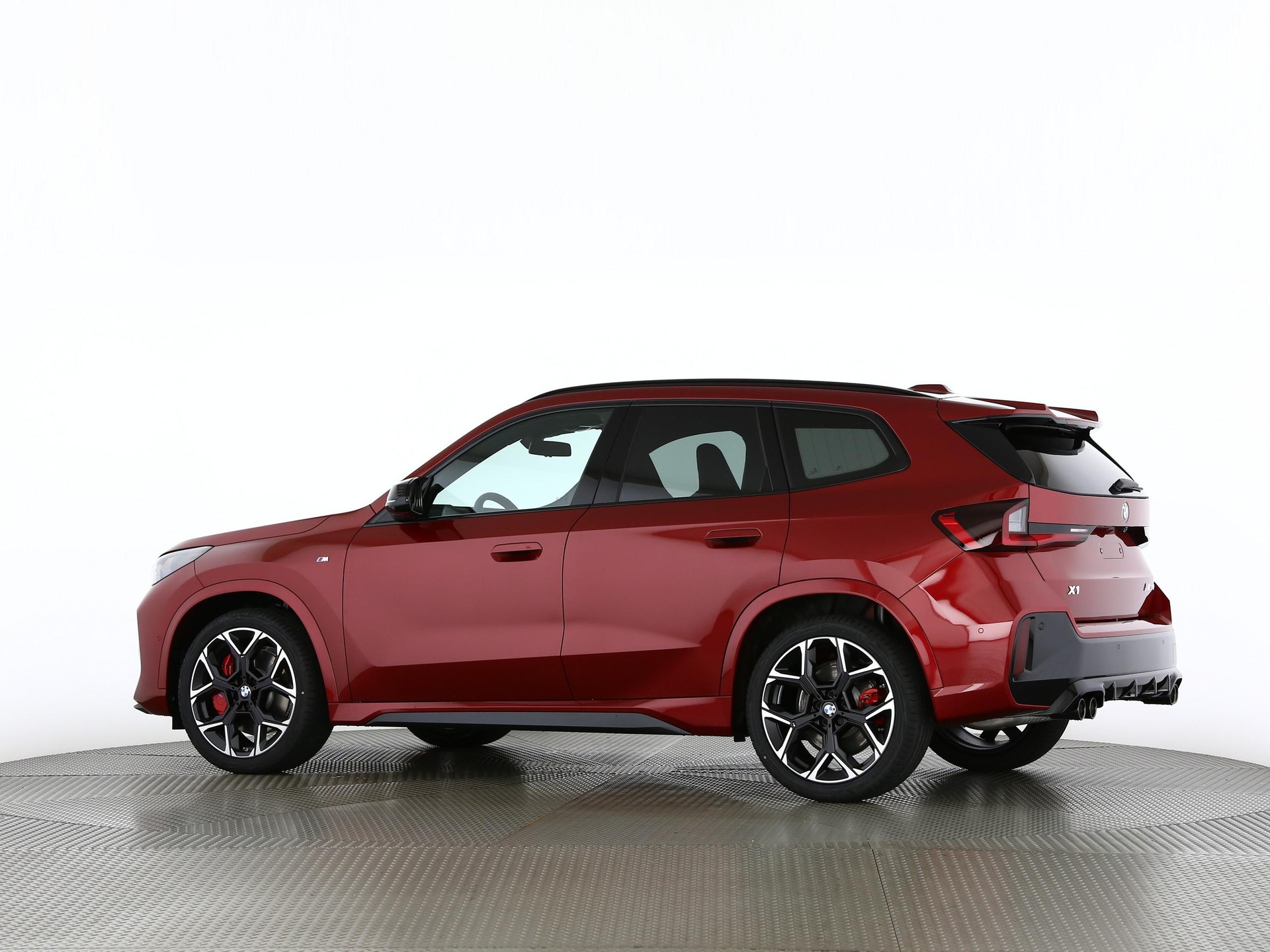 BMW X1 M35i-image-13