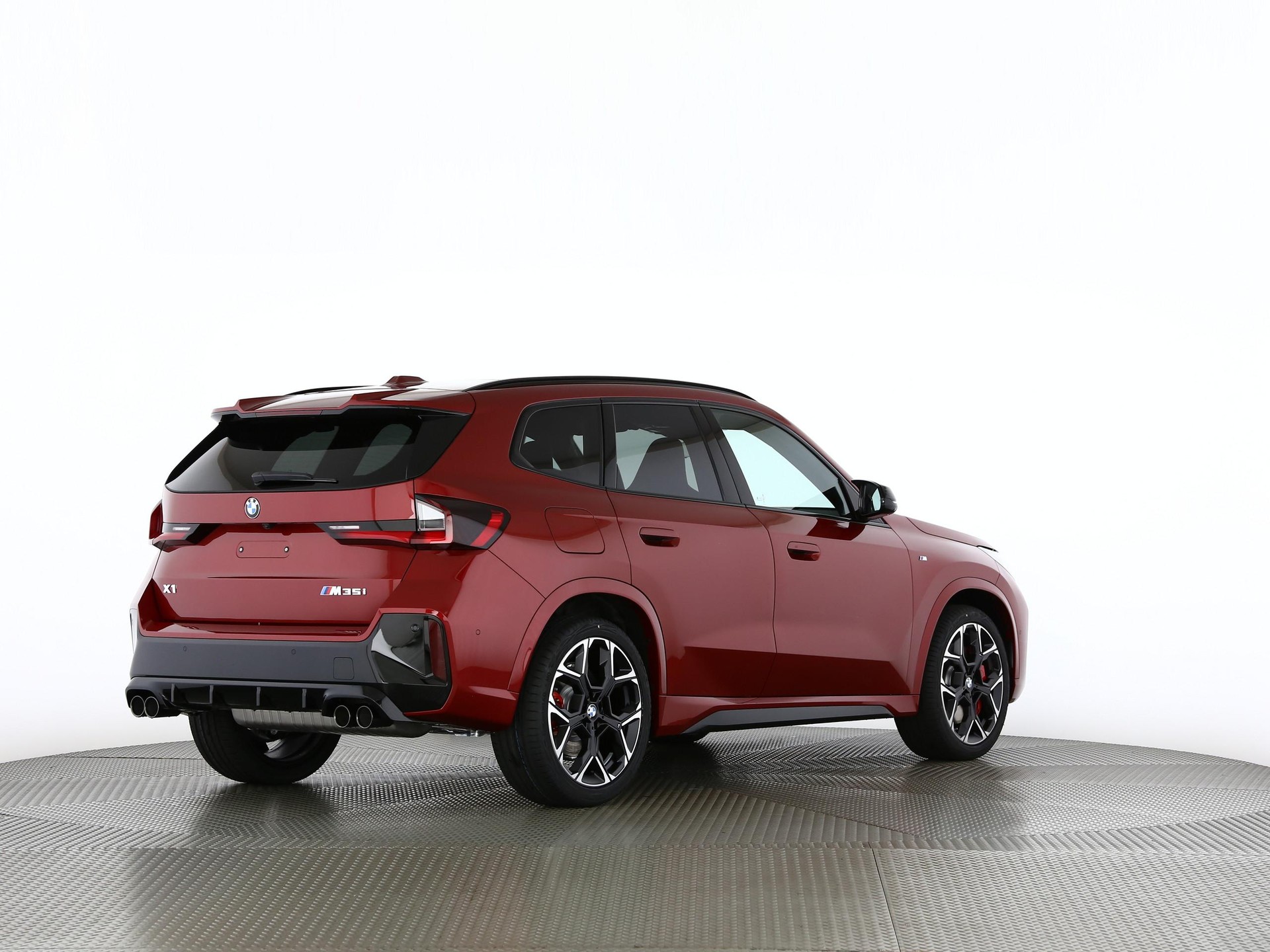 BMW X1 M35i-image-19