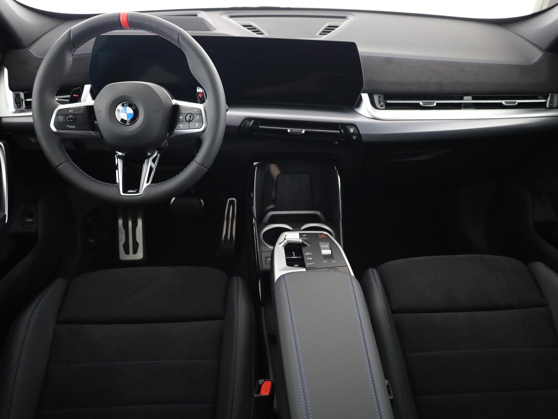 BMW X1 M35i-image-5