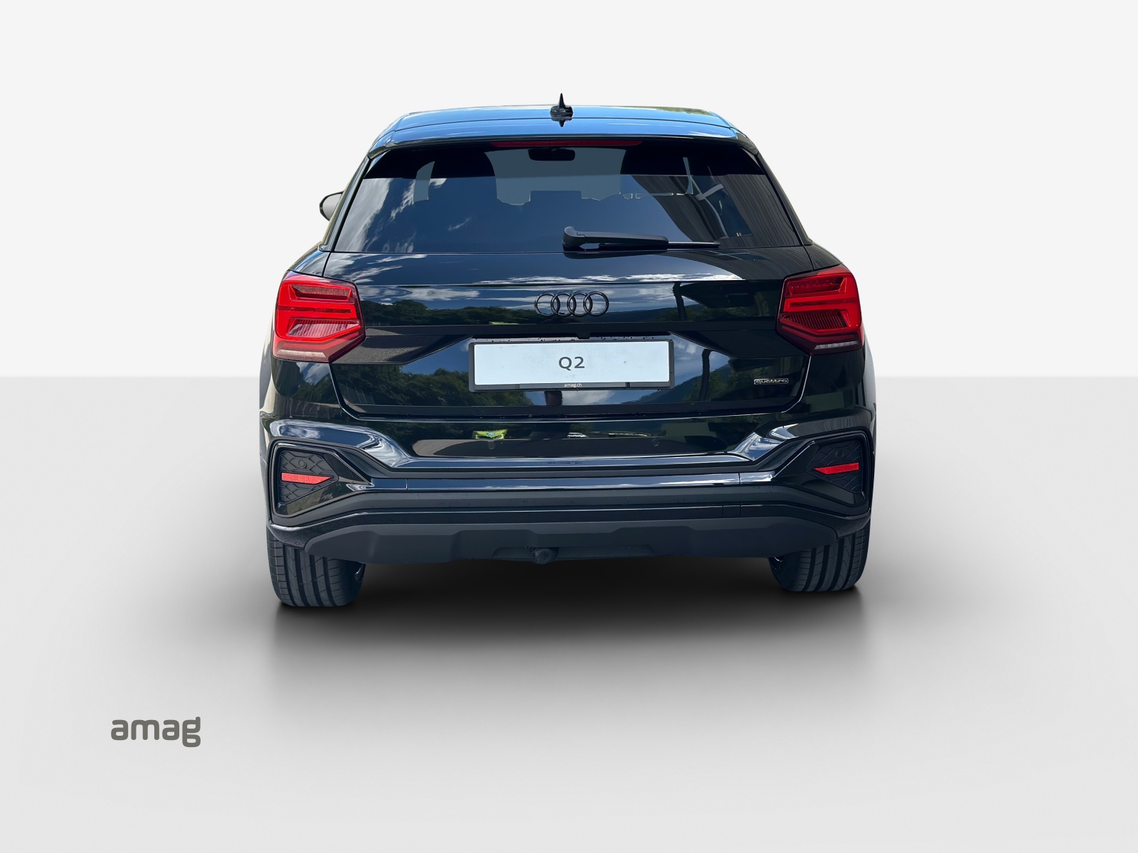 AUDI Q2 40 TFSI S line Attraction quattro S-tronic-image-3