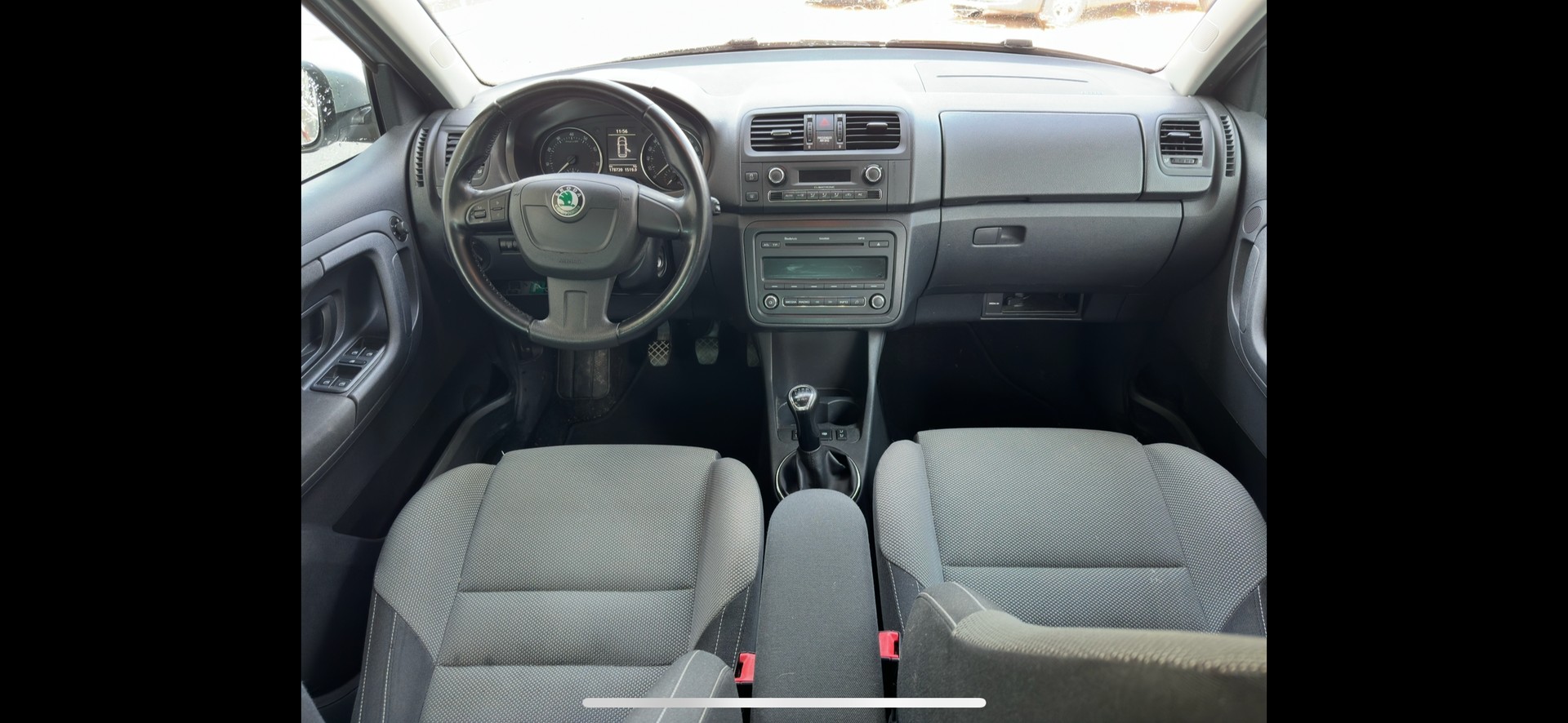 SKODA Fabia 1.2 TSI Elegance-image-3