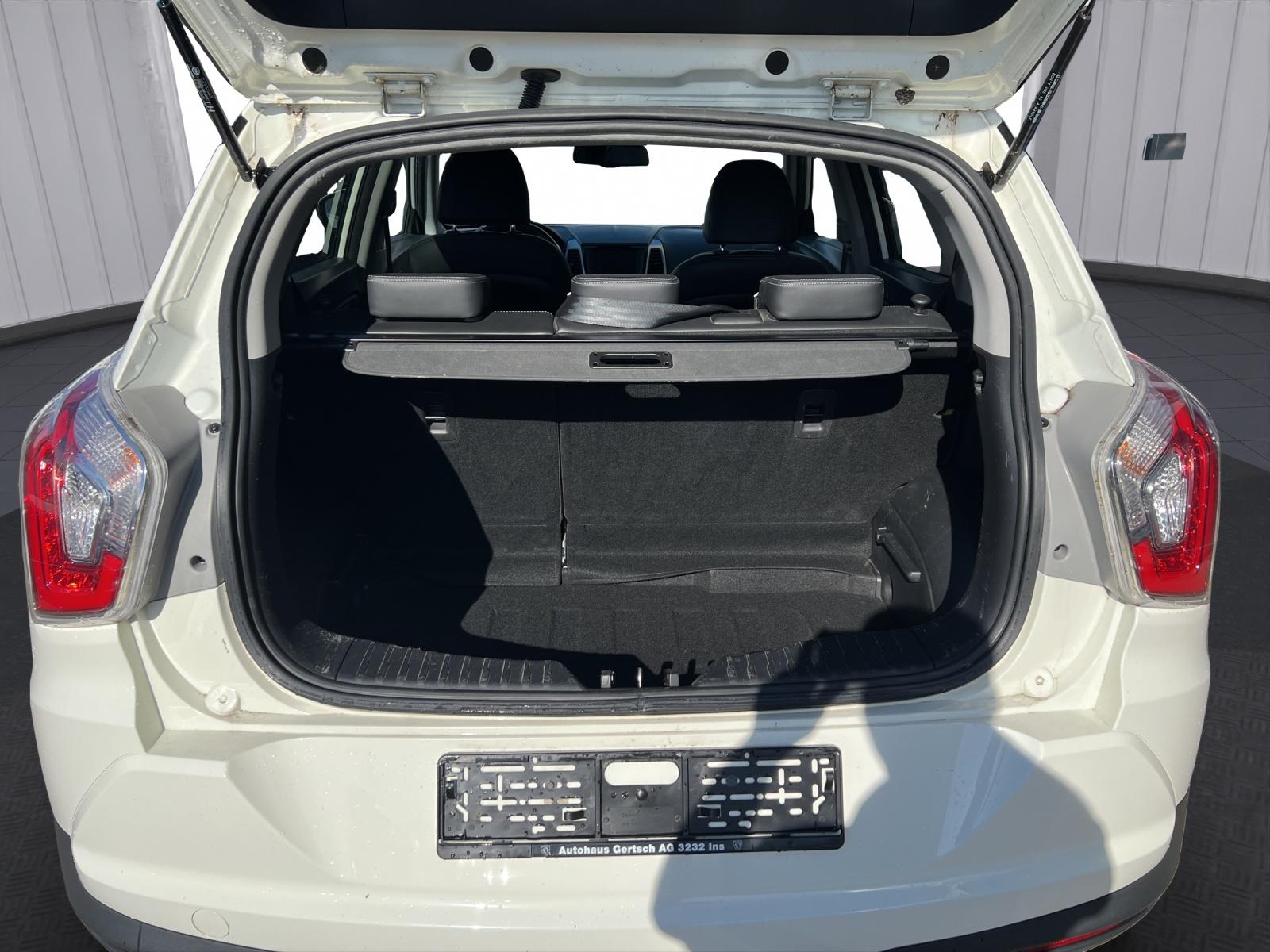 KGM-SsangYong Tivoli 1.6 e-XGi Sapphire-image-11