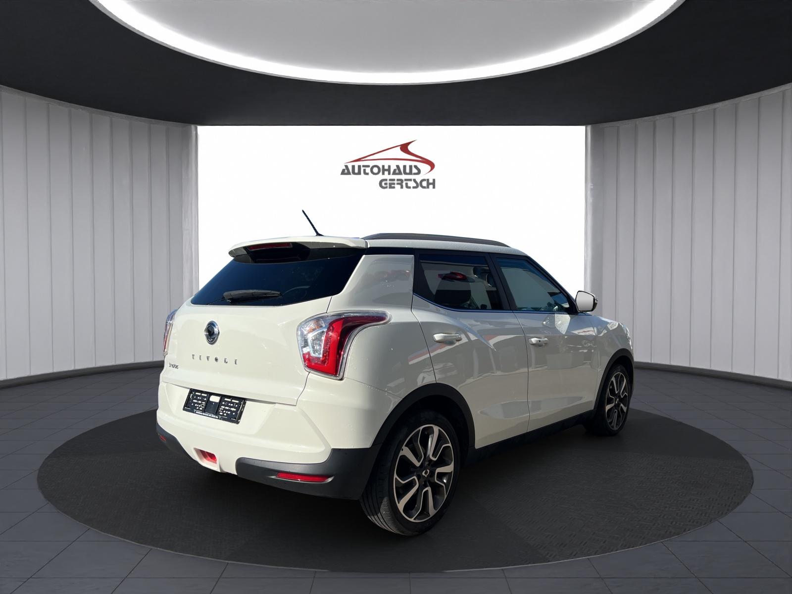 KGM-SsangYong Tivoli 1.6 e-XGi Sapphire-showroom-element-3