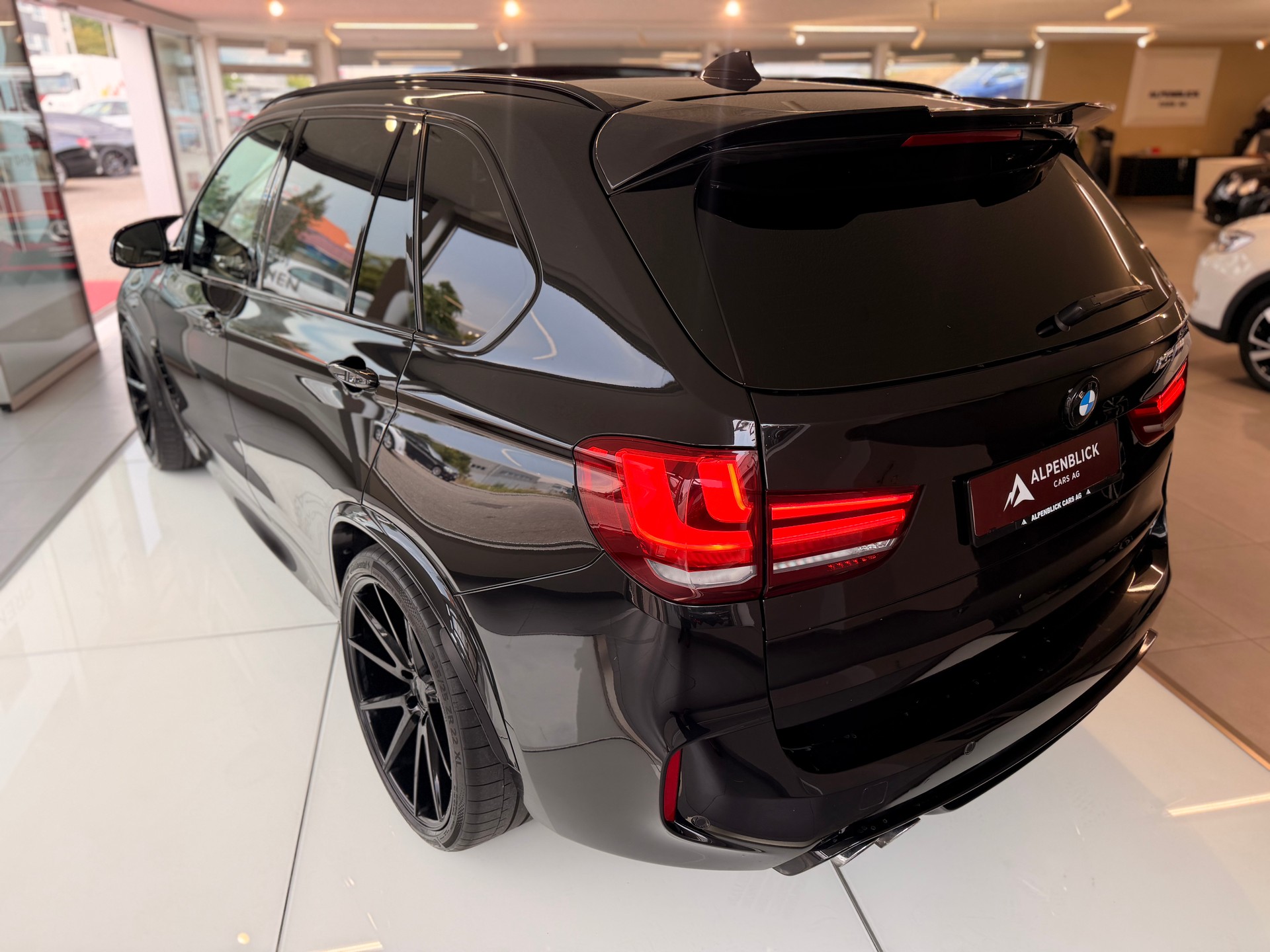 BMW X5M Steptronic-image-9