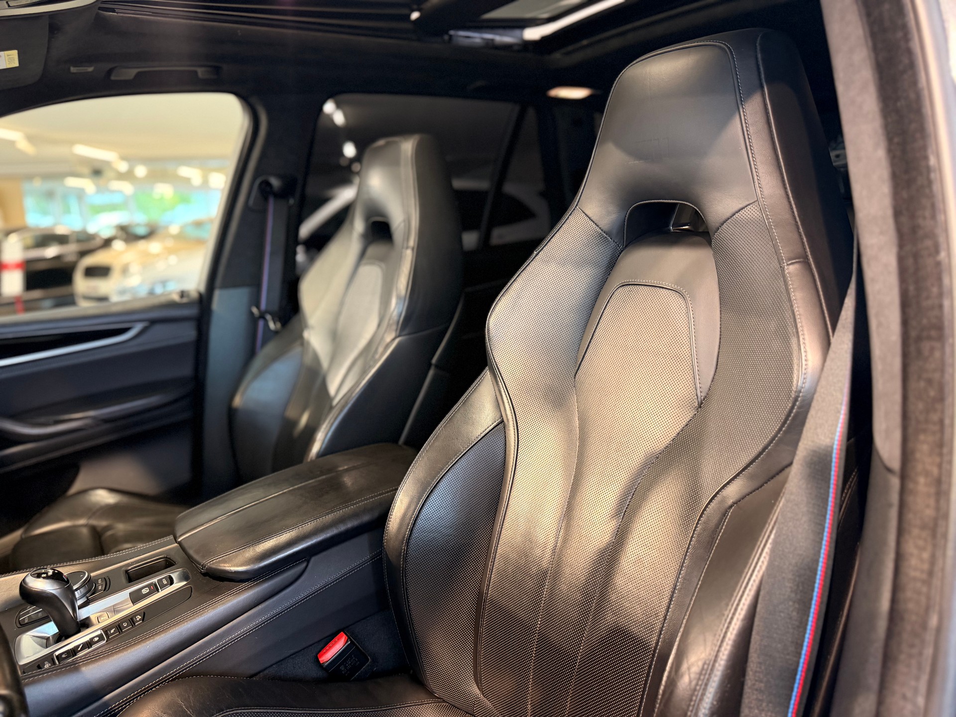 BMW X5M Steptronic-image-16