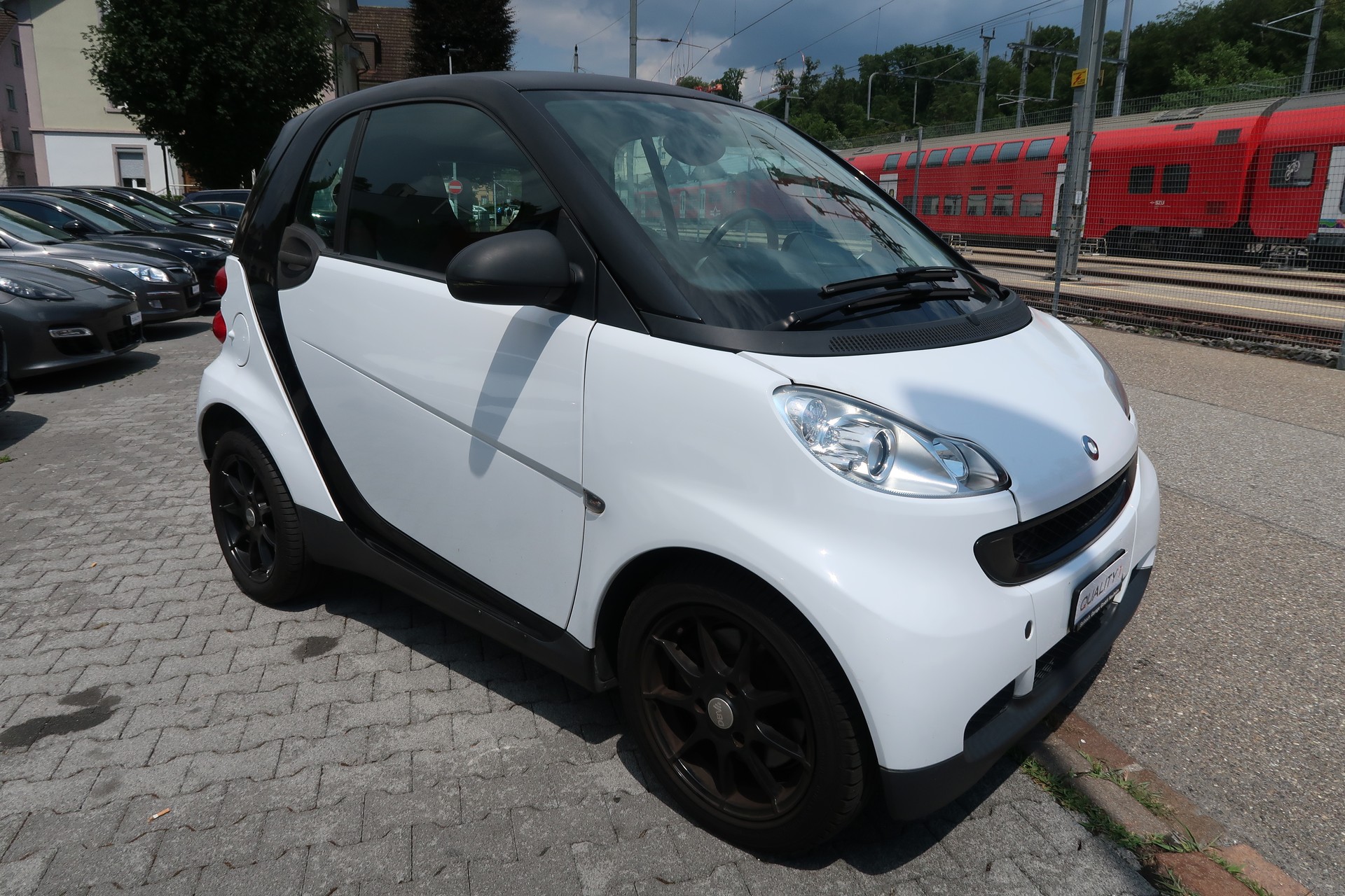 SMART fortwo pure mhd softouch-showroom-element-1