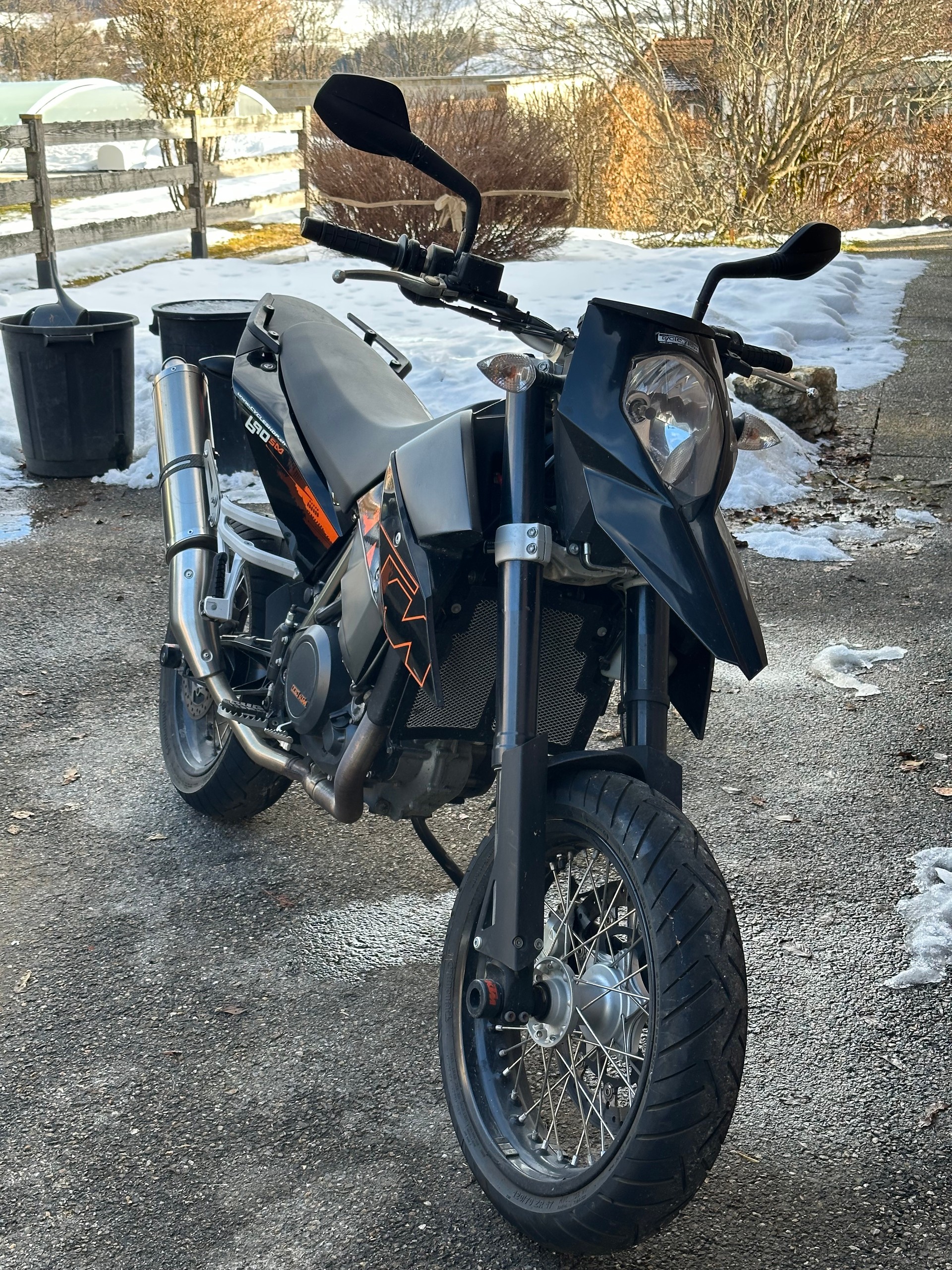 KTM 690 SM-image-0