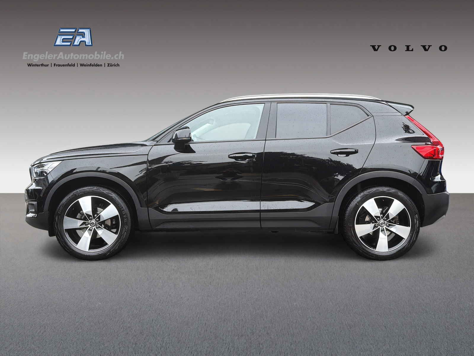 VOLVO XC40 1.5 T2 Momentum-showroom-element-2