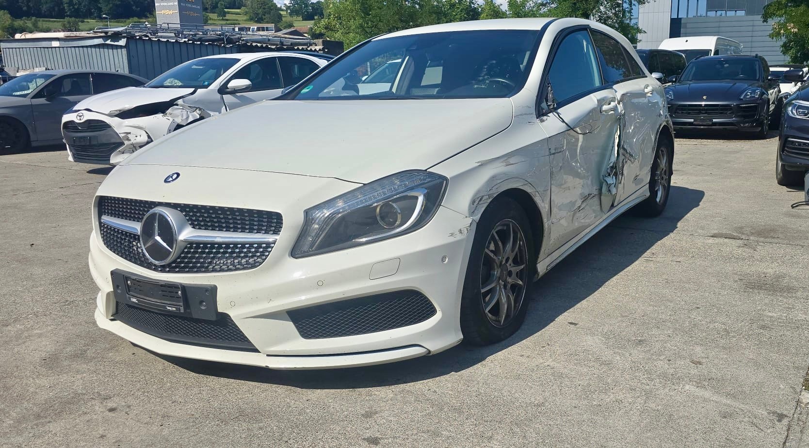 MERCEDES-BENZ AMG Line