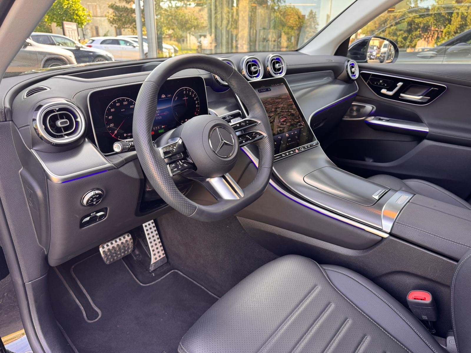 MERCEDES-BENZ GLC 300 e 4Matic EQ Star 9G-Tronic-image-10