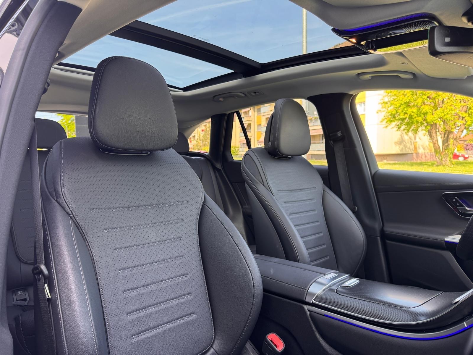 MERCEDES-BENZ GLC 300 e 4Matic EQ Star 9G-Tronic-image-7