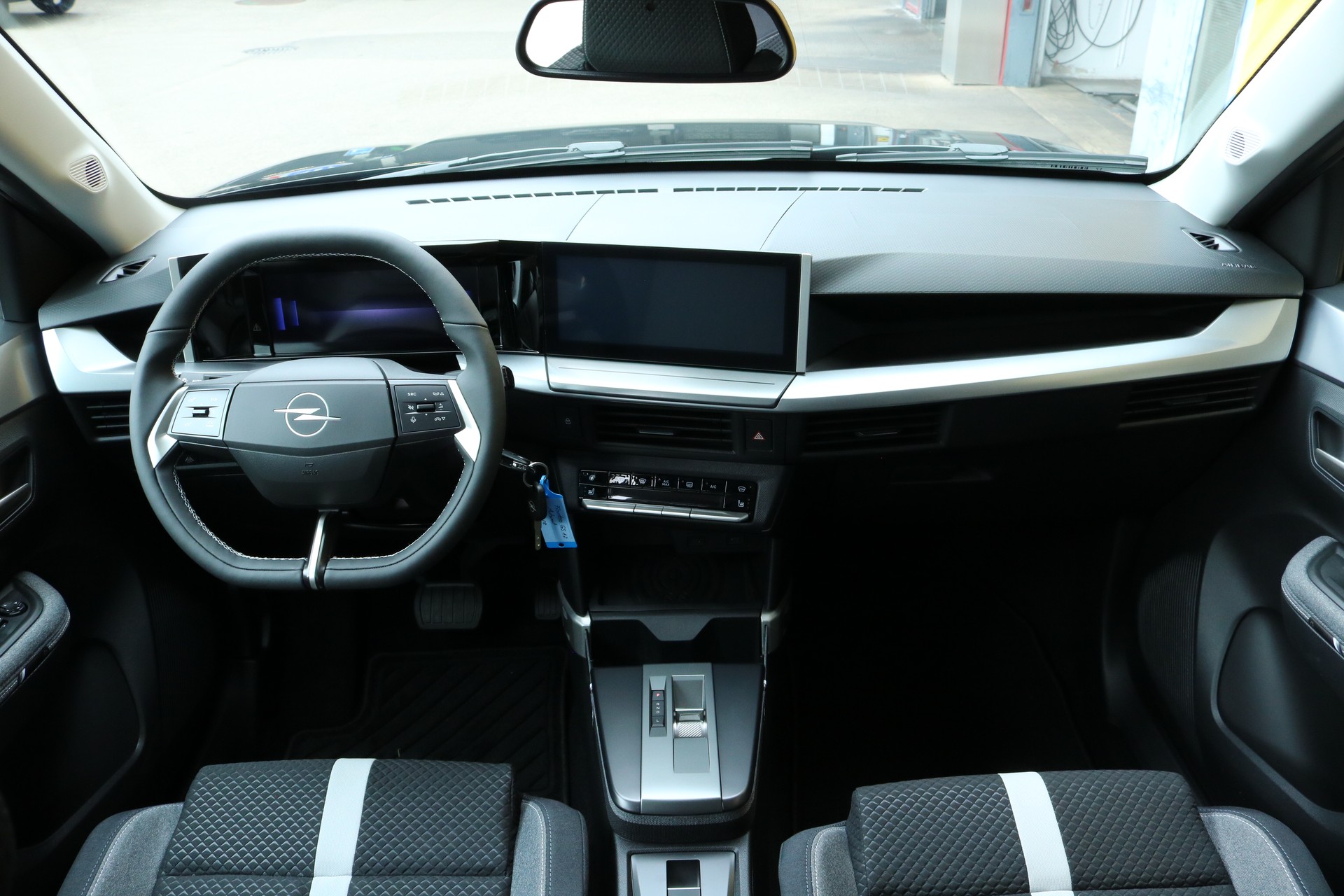 OPEL Frontera 1.2i MHEV GS 145PS-showroom-element-3