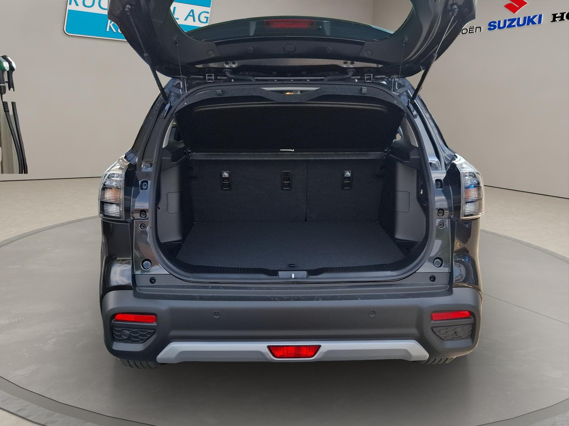 SUZUKI S-Cross 1.4 T Piz Sulai Top Hybrid 4x4-image-11