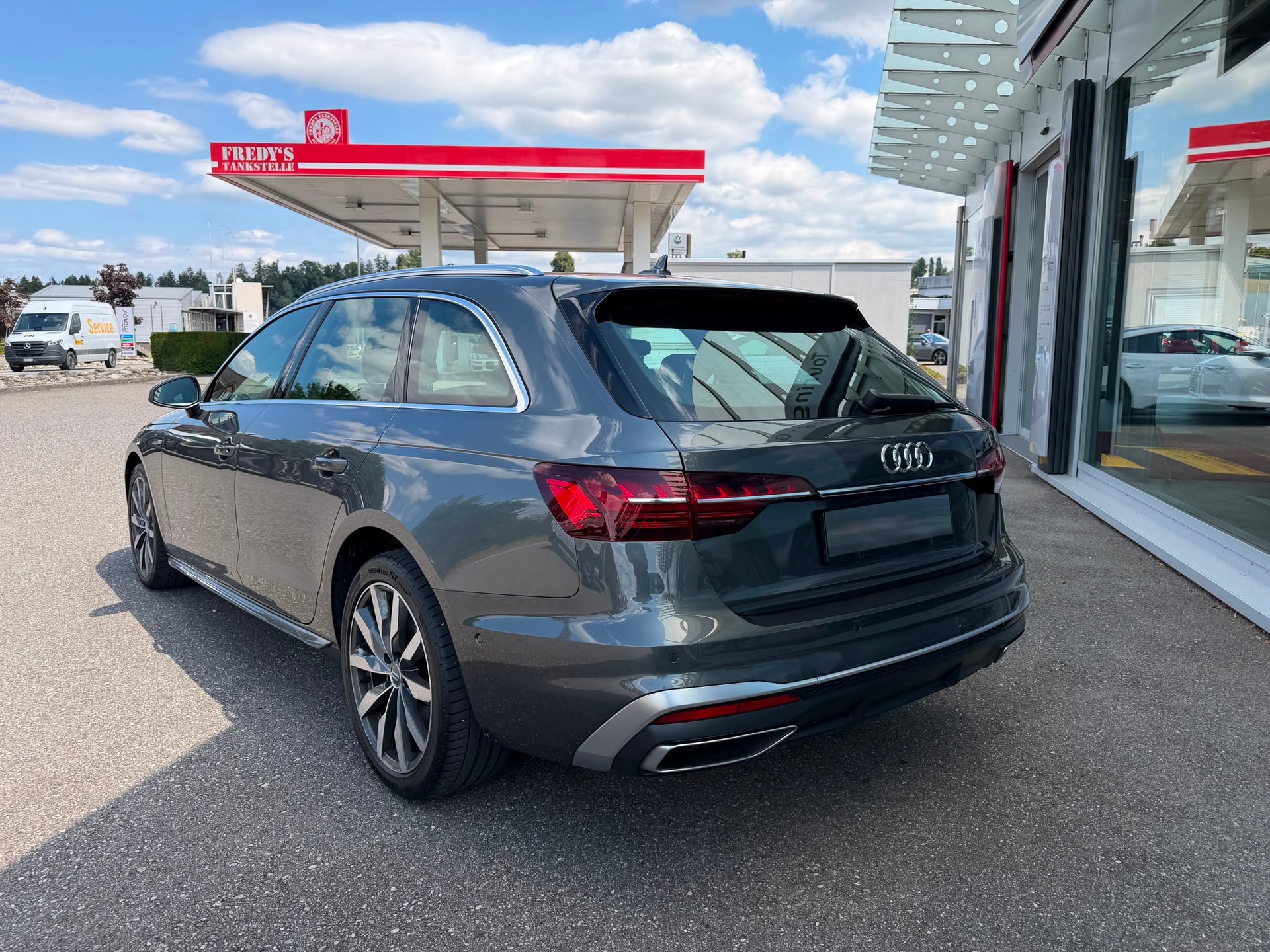 AUDI A4 Avant 40 TDI S line quattro S-tronic-showroom-element-2