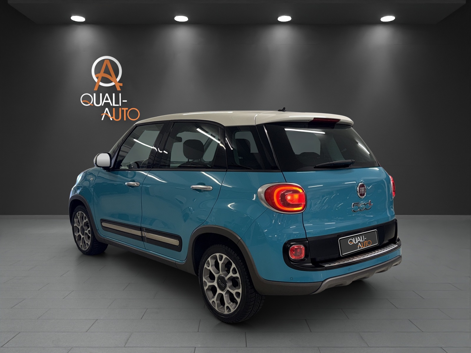 FIAT 500L 1.6 JTD Trekking-showroom-element-3