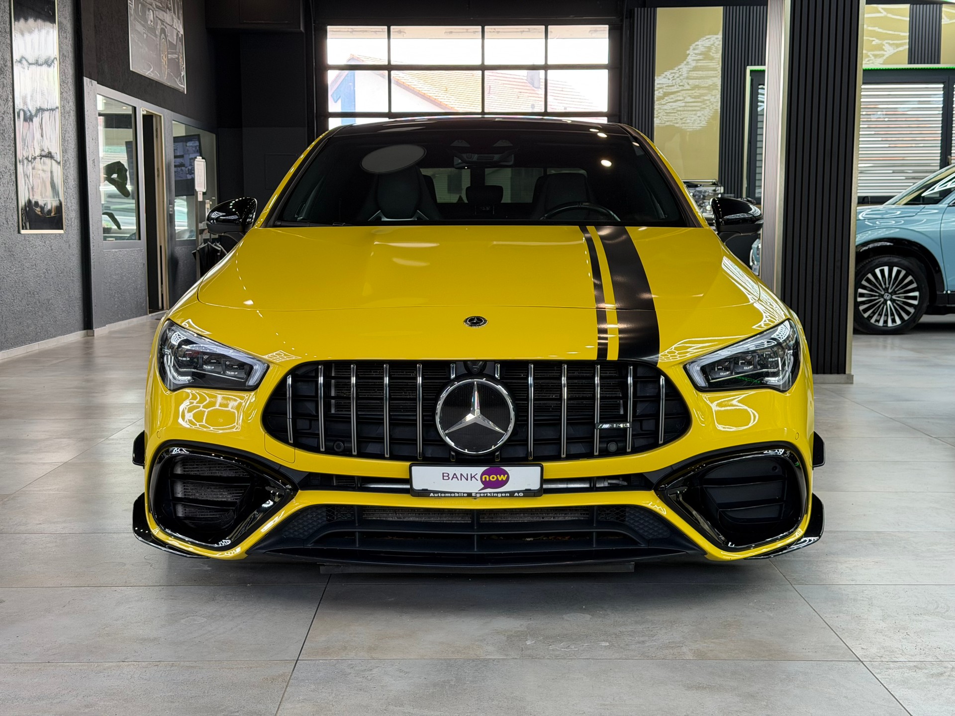 MERCEDES-BENZ CLA 45 S AMG 4Matic+ 8G-DCT-showroom-element-1