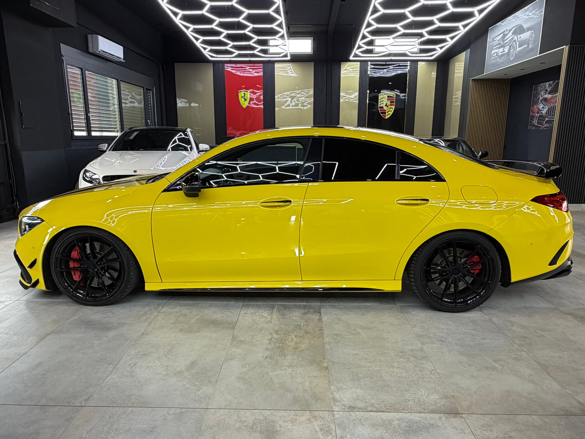 MERCEDES-BENZ CLA 45 S AMG 4Matic+ 8G-DCT-image-7