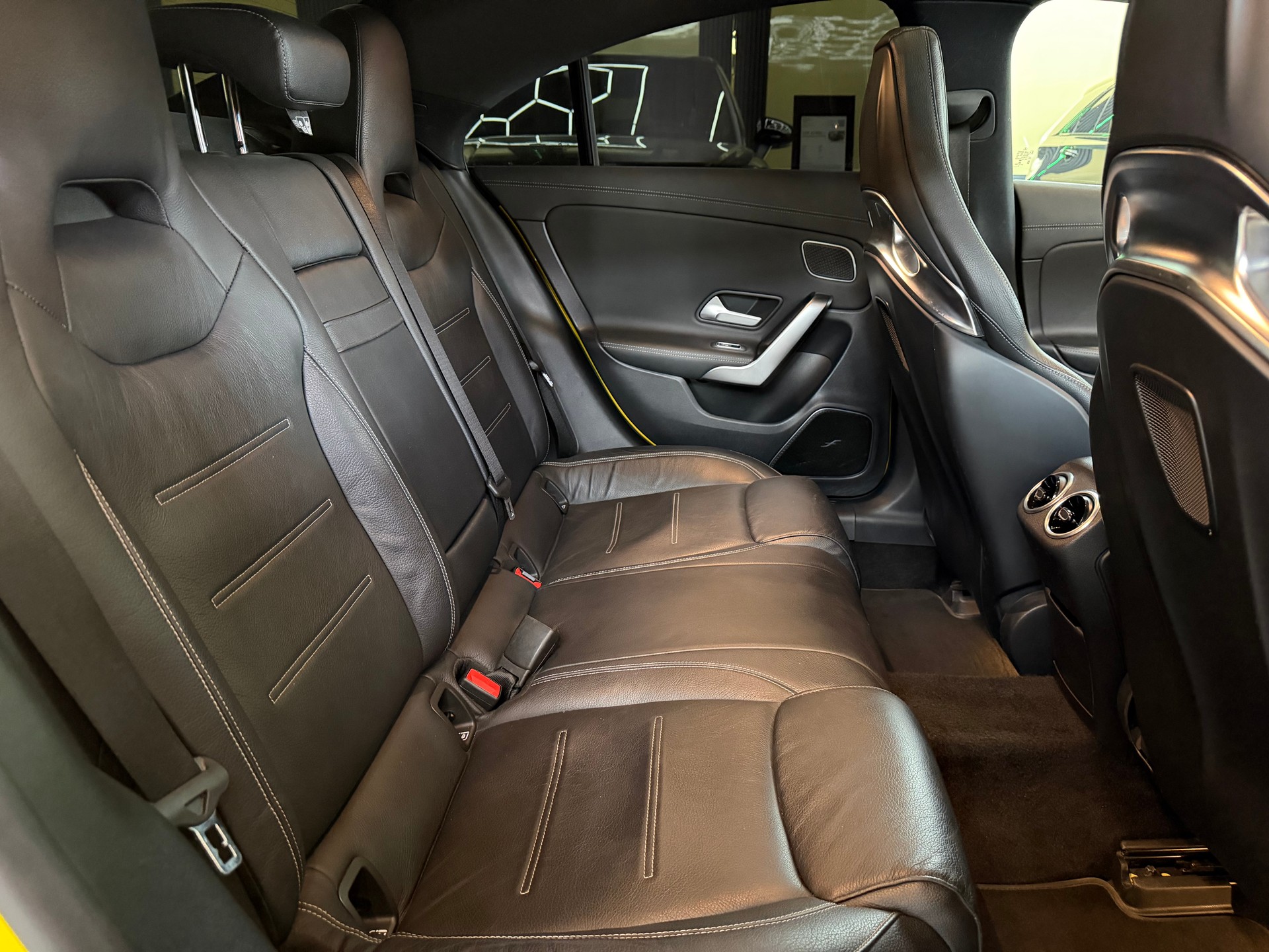 MERCEDES-BENZ CLA 45 S AMG 4Matic+ 8G-DCT-image-13
