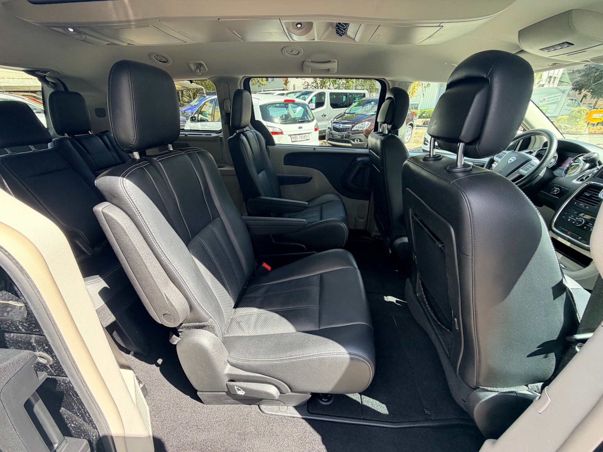 LANCIA Voyager 2.8D Platinum Automatic-image-10