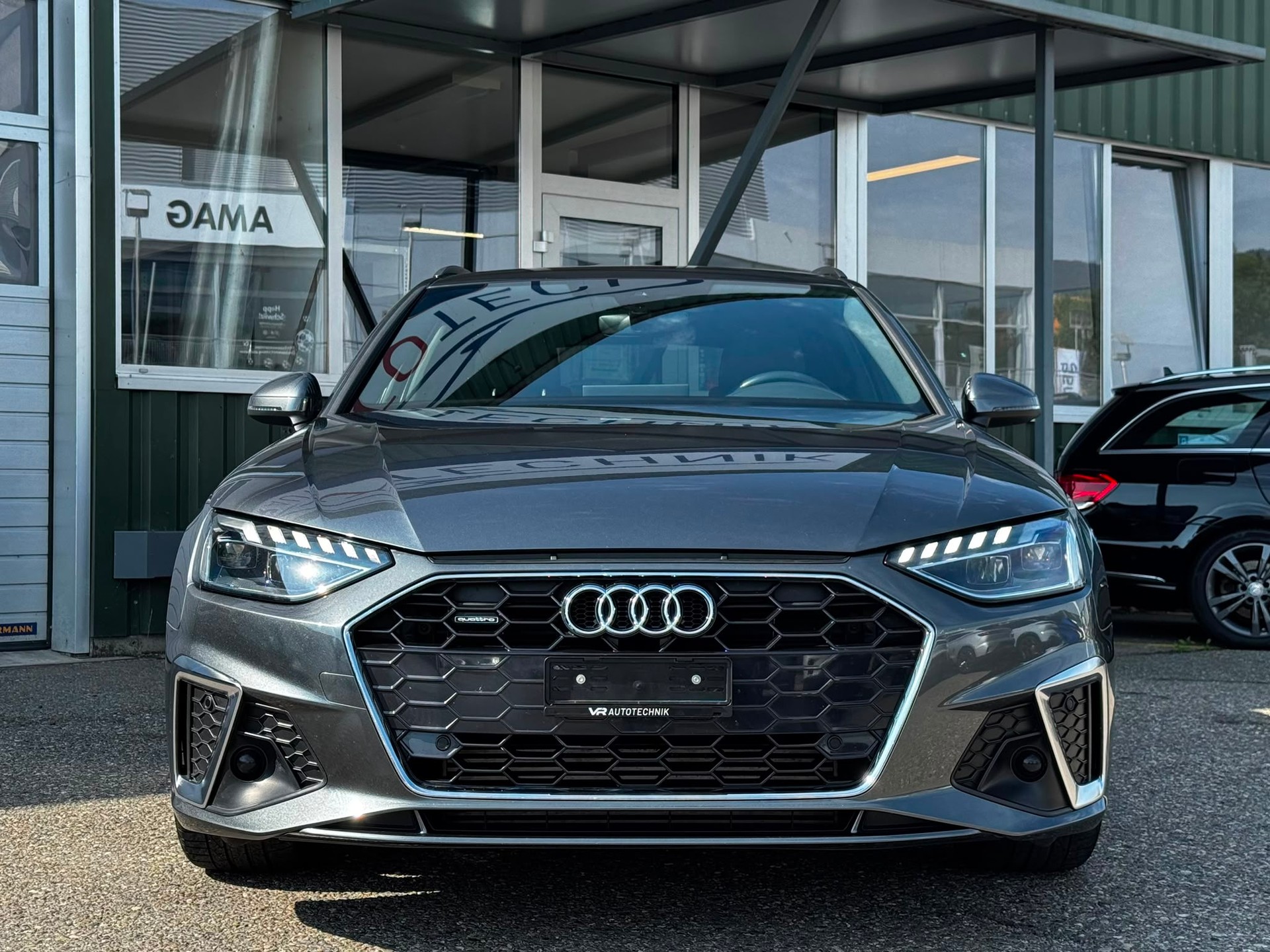 AUDI A4 Avant 45 TFSI S line S-tronic quattro-image-7
