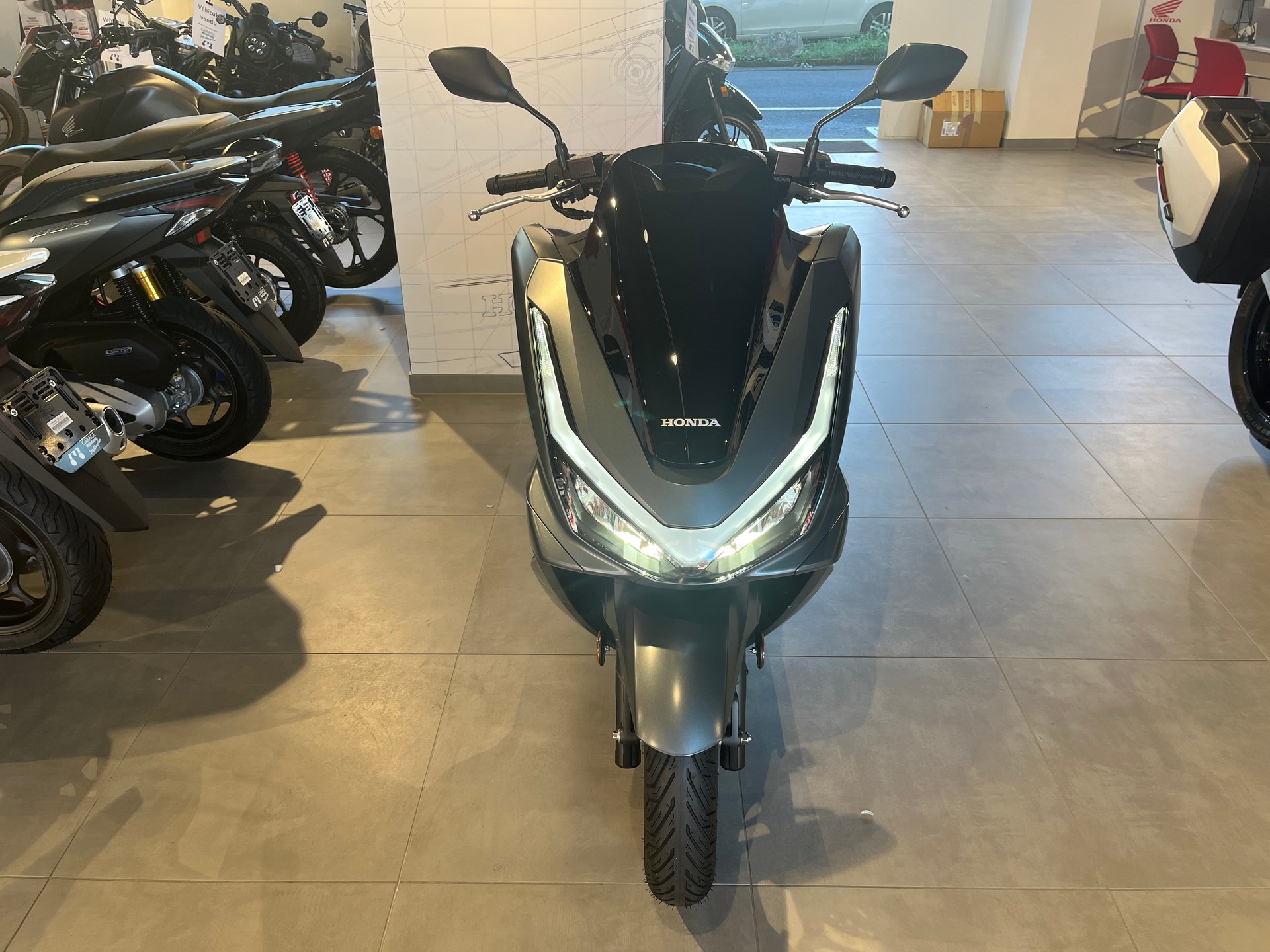 HONDA PCX 125 DX TFT. connectivity-image-0