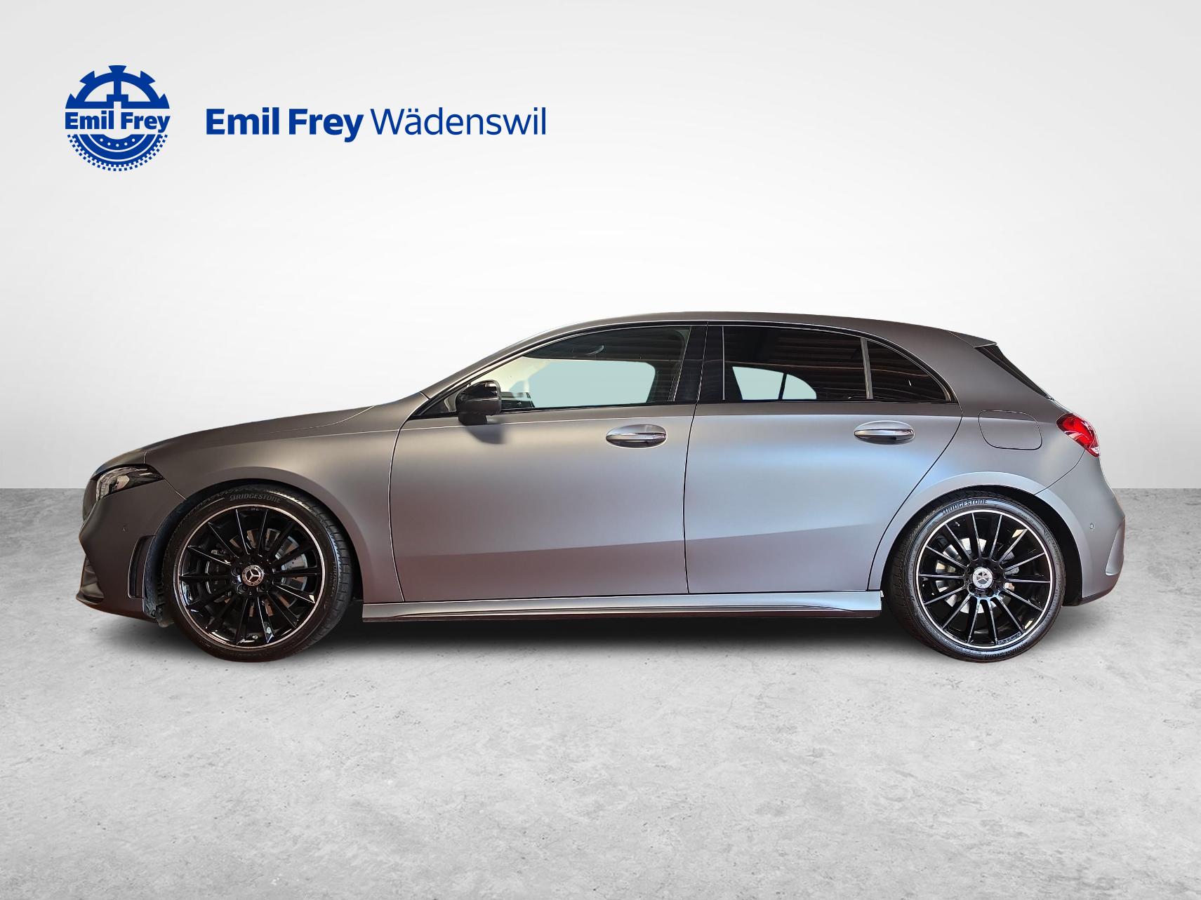 MERCEDES-BENZ A 220 4MATIC AMG Line-showroom-element-1
