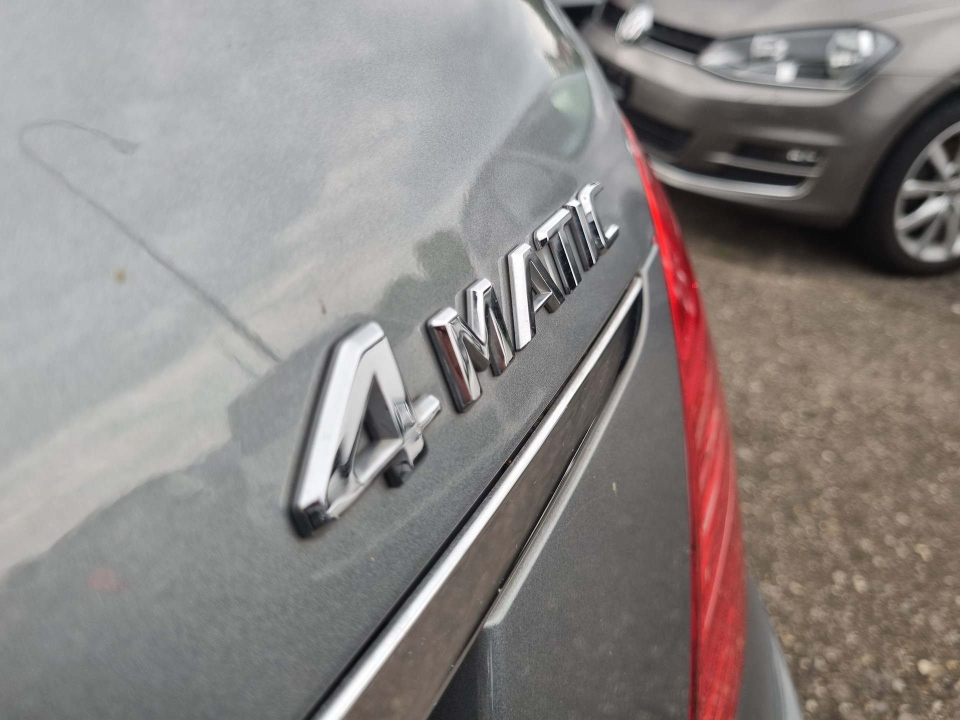 MERCEDES-BENZ CL 550 4Matic 7G-Tronic-image-24