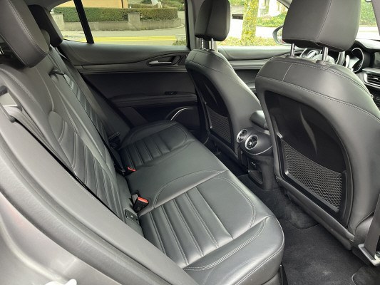 ALFA ROMEO Stelvio 2.2JTDM Execu. Q4-image-5