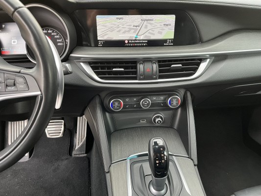 ALFA ROMEO Stelvio 2.2JTDM Execu. Q4-image-8