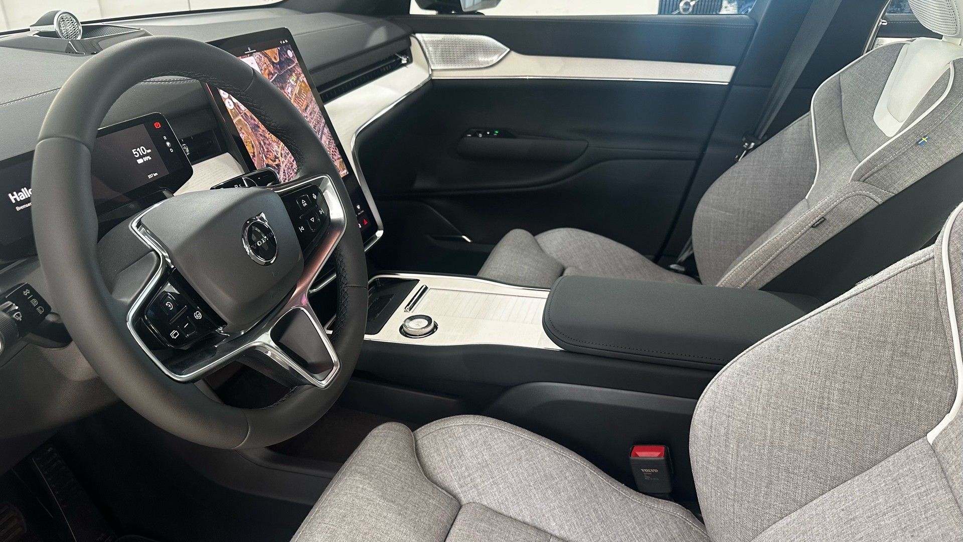 VOLVO EX 90 Twin Performance Ultra AWD-showroom-element-3
