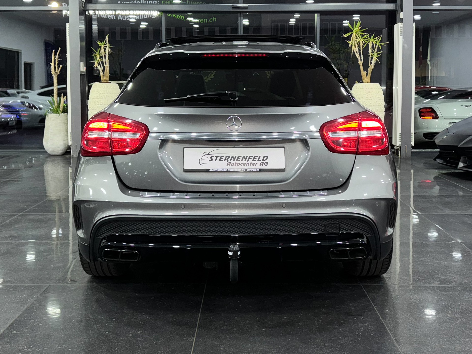 MERCEDES-BENZ GLA 45 AMG 4Matic 7G-DCT-image-5