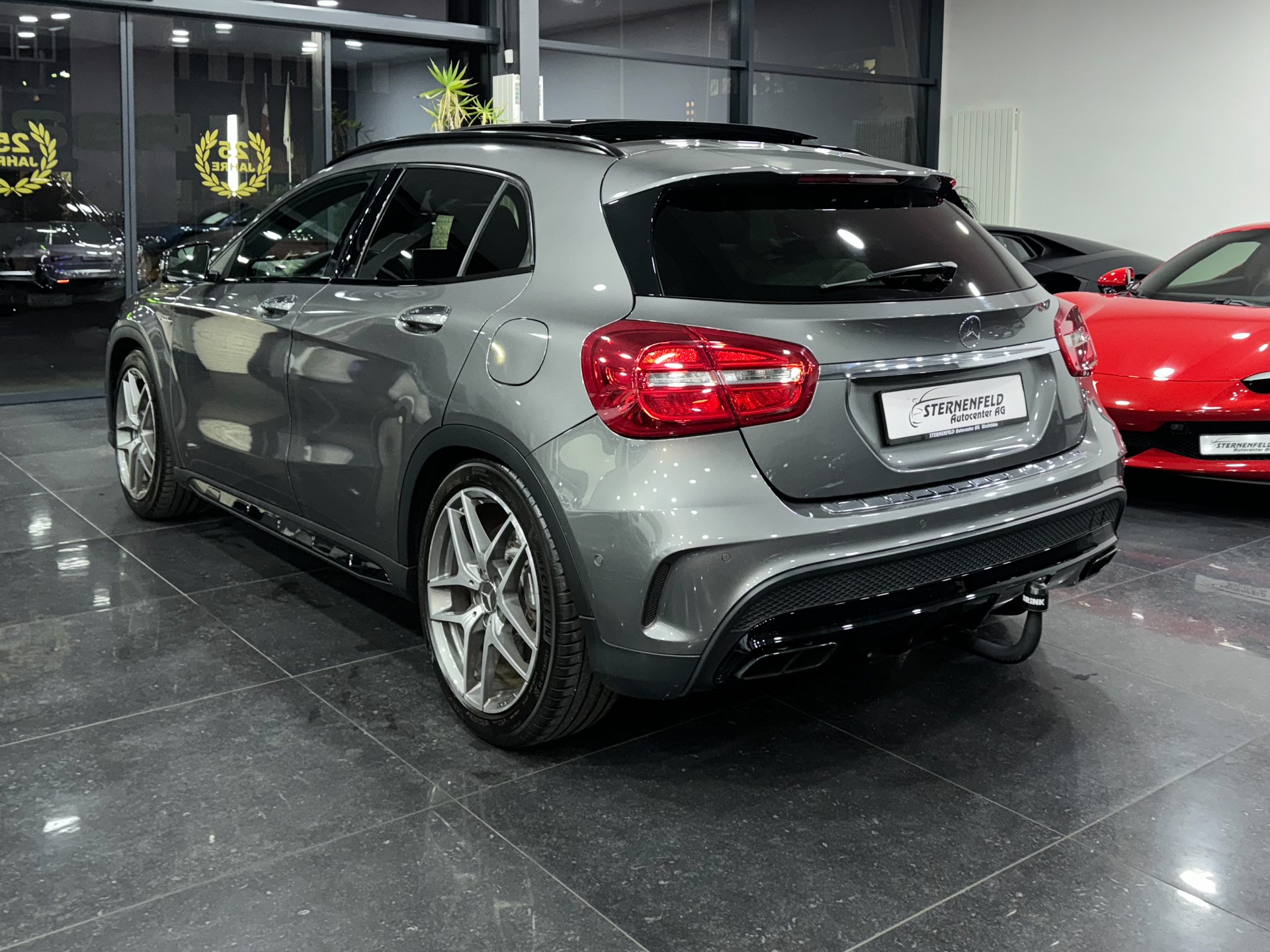 MERCEDES-BENZ GLA 45 AMG 4Matic 7G-DCT-image-6