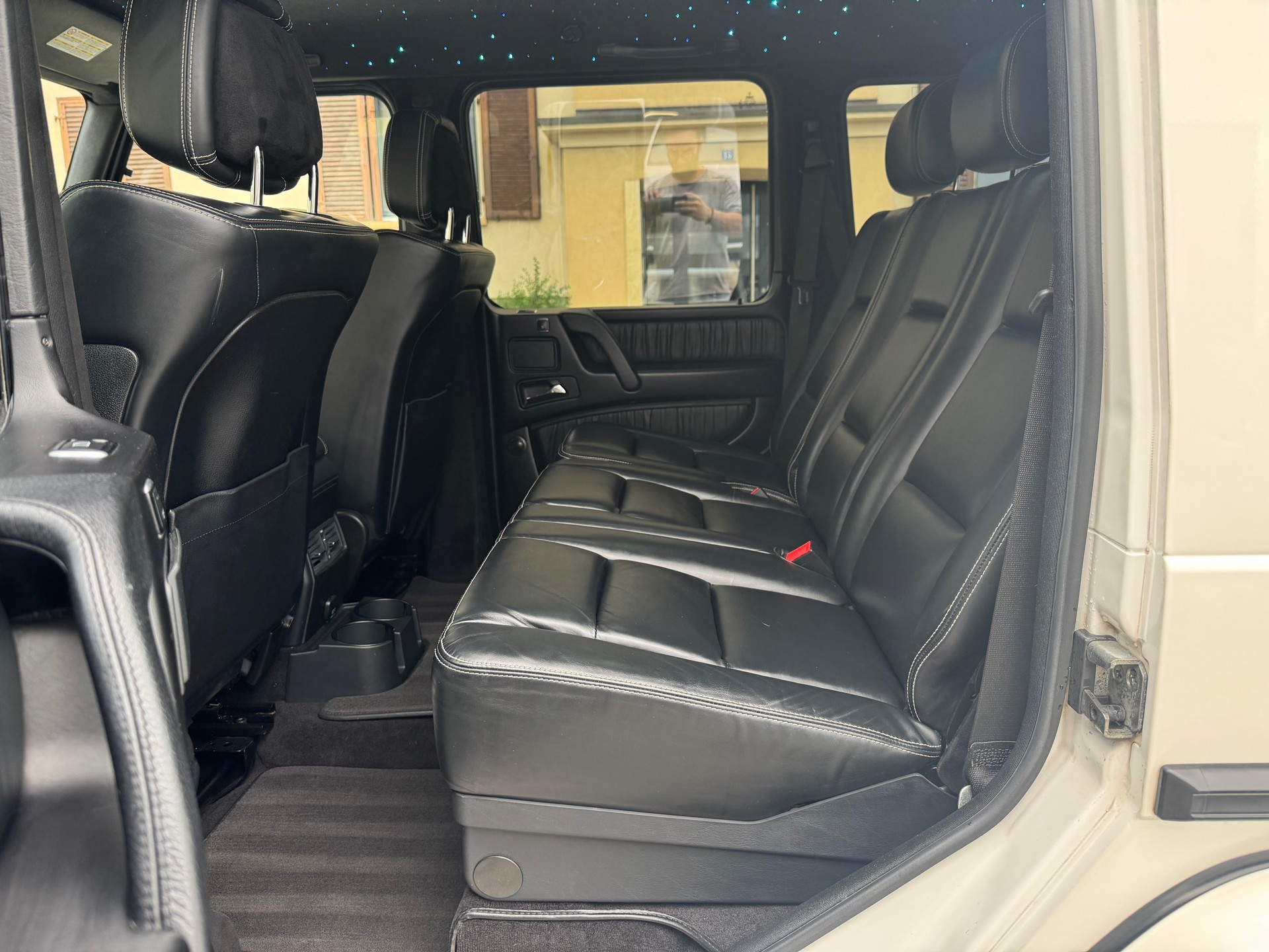 MERCEDES-BENZ G 63 AMG Automatic-image-22