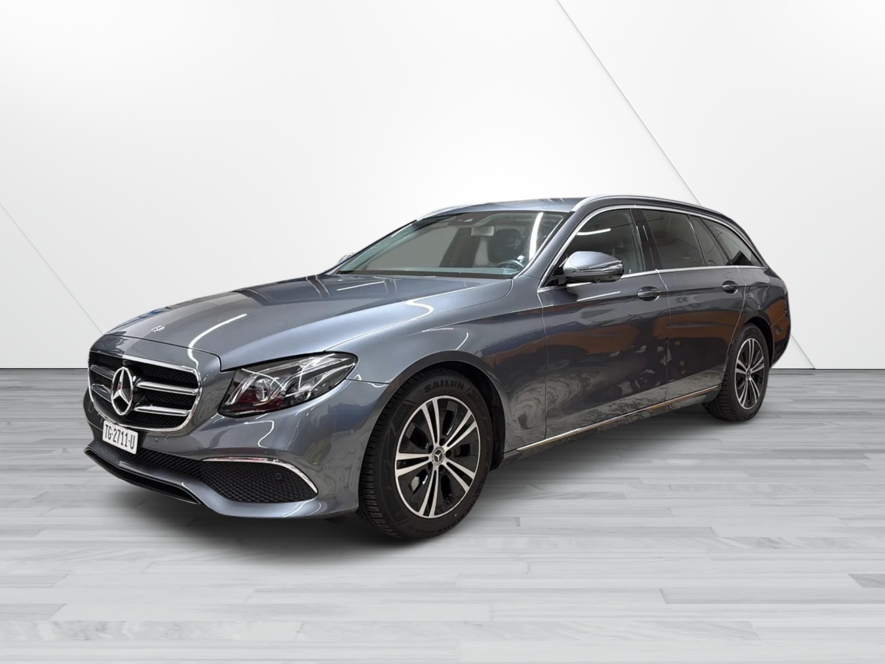 MERCEDES-BENZ E 220 d 4Matic 9G-Tronic *Ab MFK*Service*4x4*