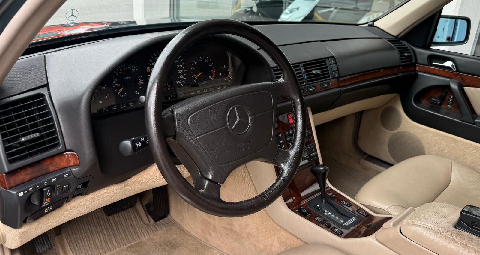 MERCEDES-BENZ 300 SEL Automatic-image-6