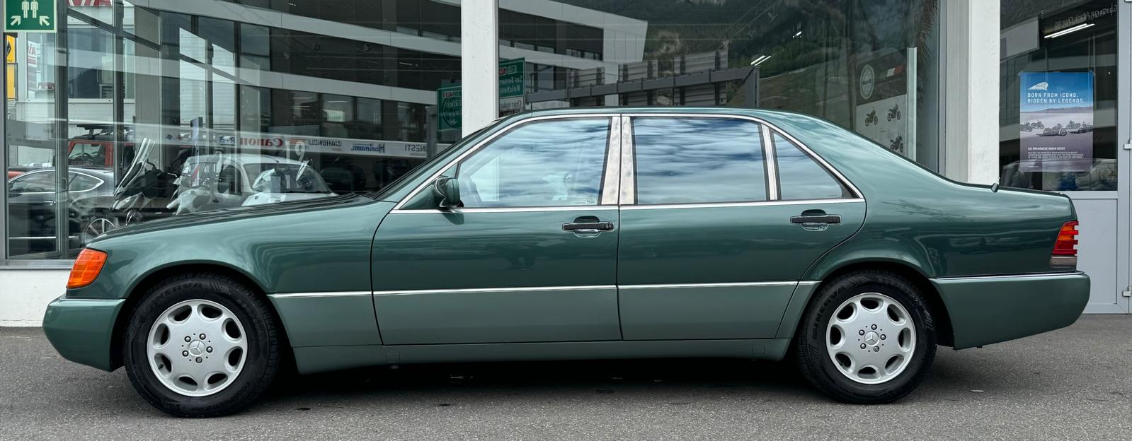 MERCEDES-BENZ 300 SEL Automatic-showroom-element-2