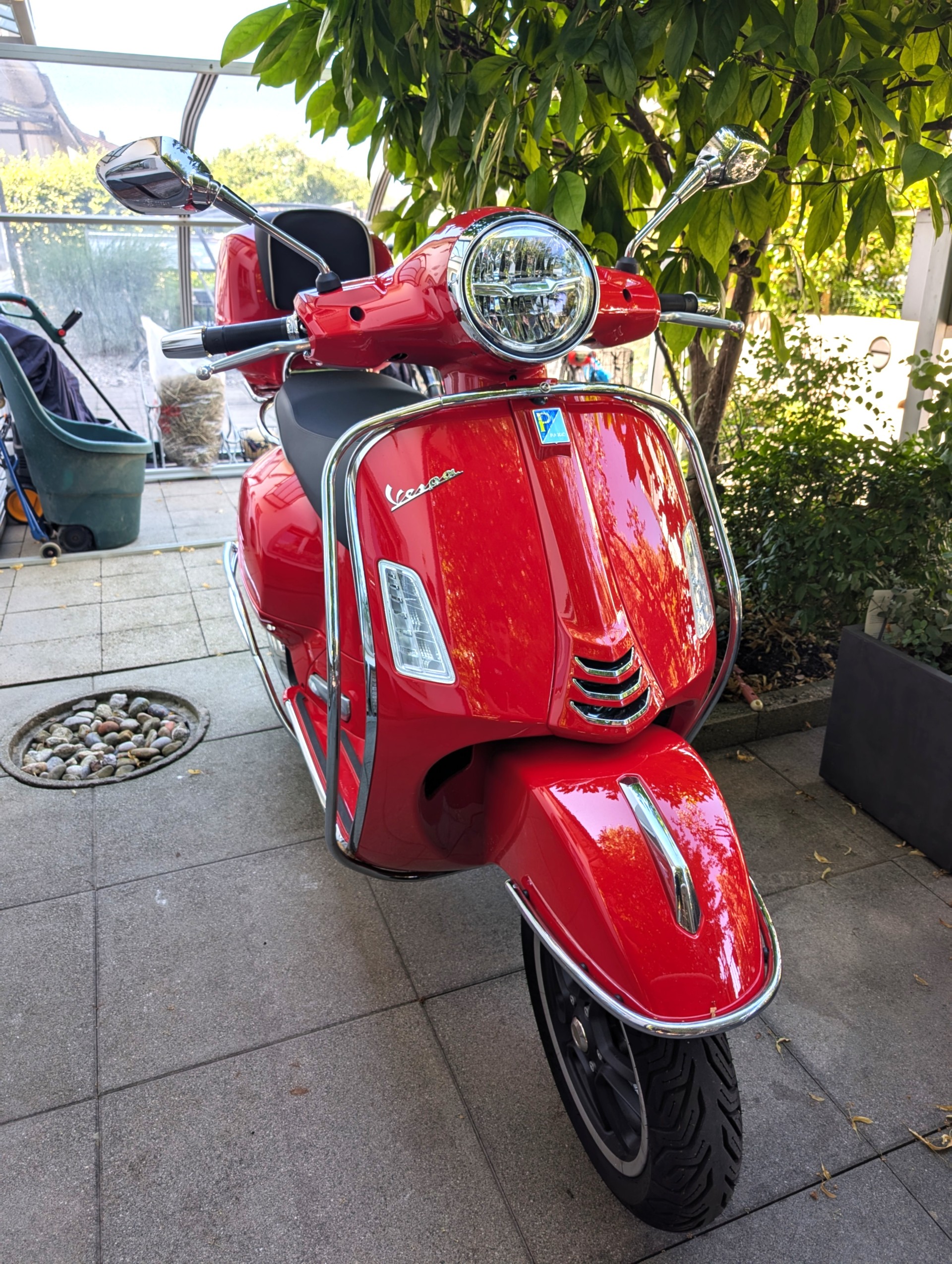 PIAGGIO Vespa GTS 125 Super ABS-image-2