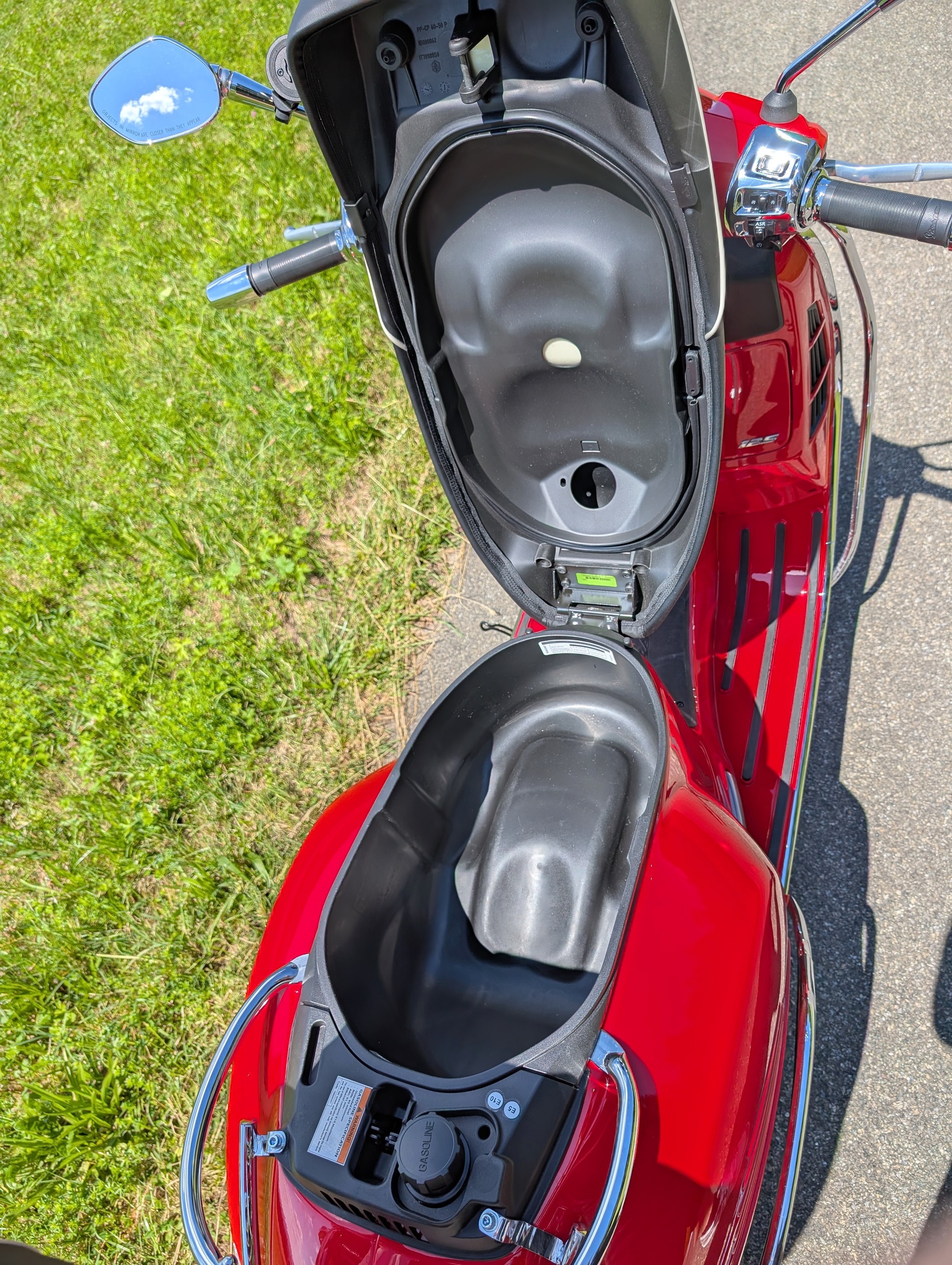 PIAGGIO Vespa GTS 125 Super ABS-image-6
