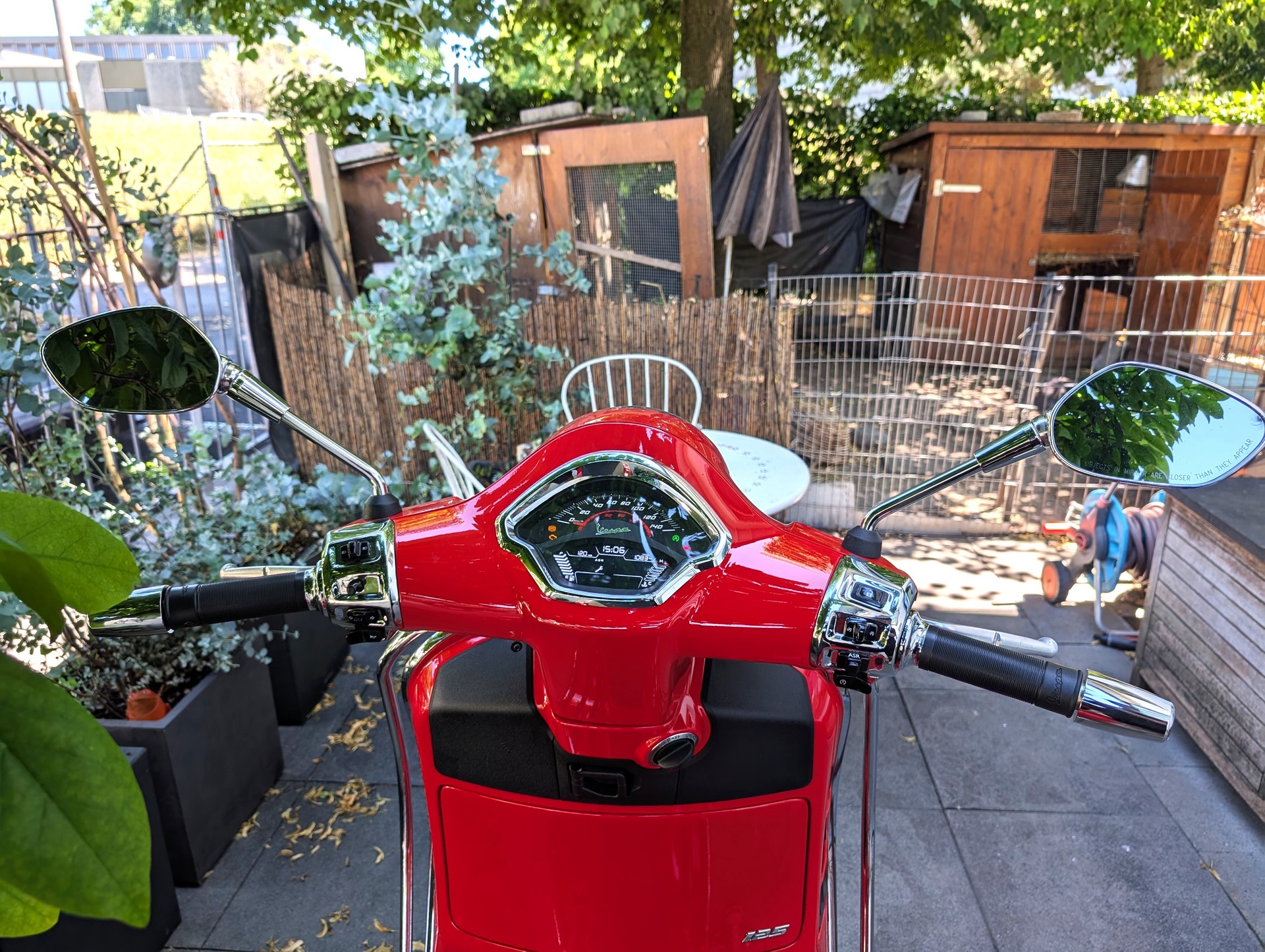 PIAGGIO Vespa GTS 125 Super ABS-image-1