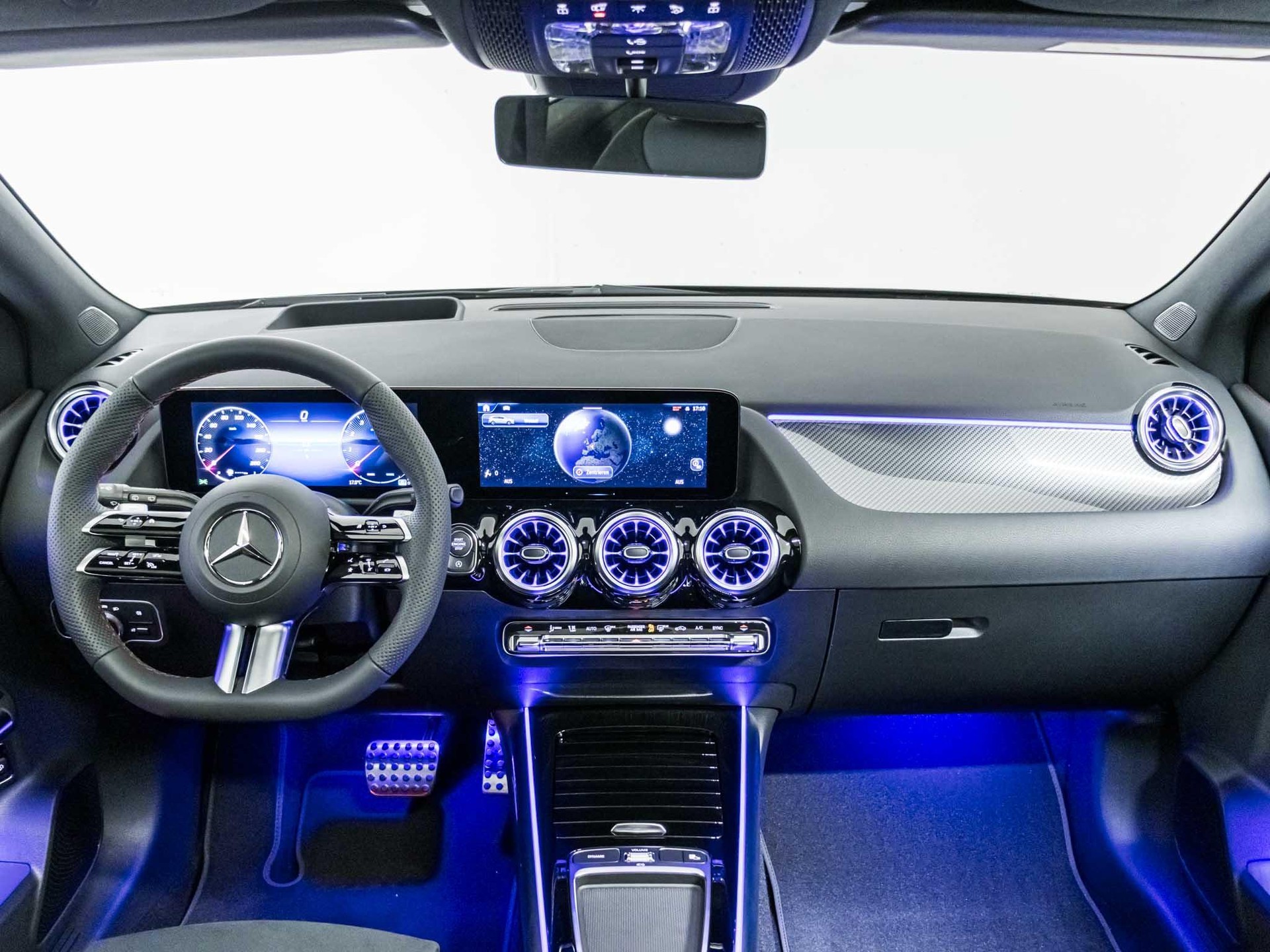 MERCEDES-BENZ B 250 4MATIC-image-11