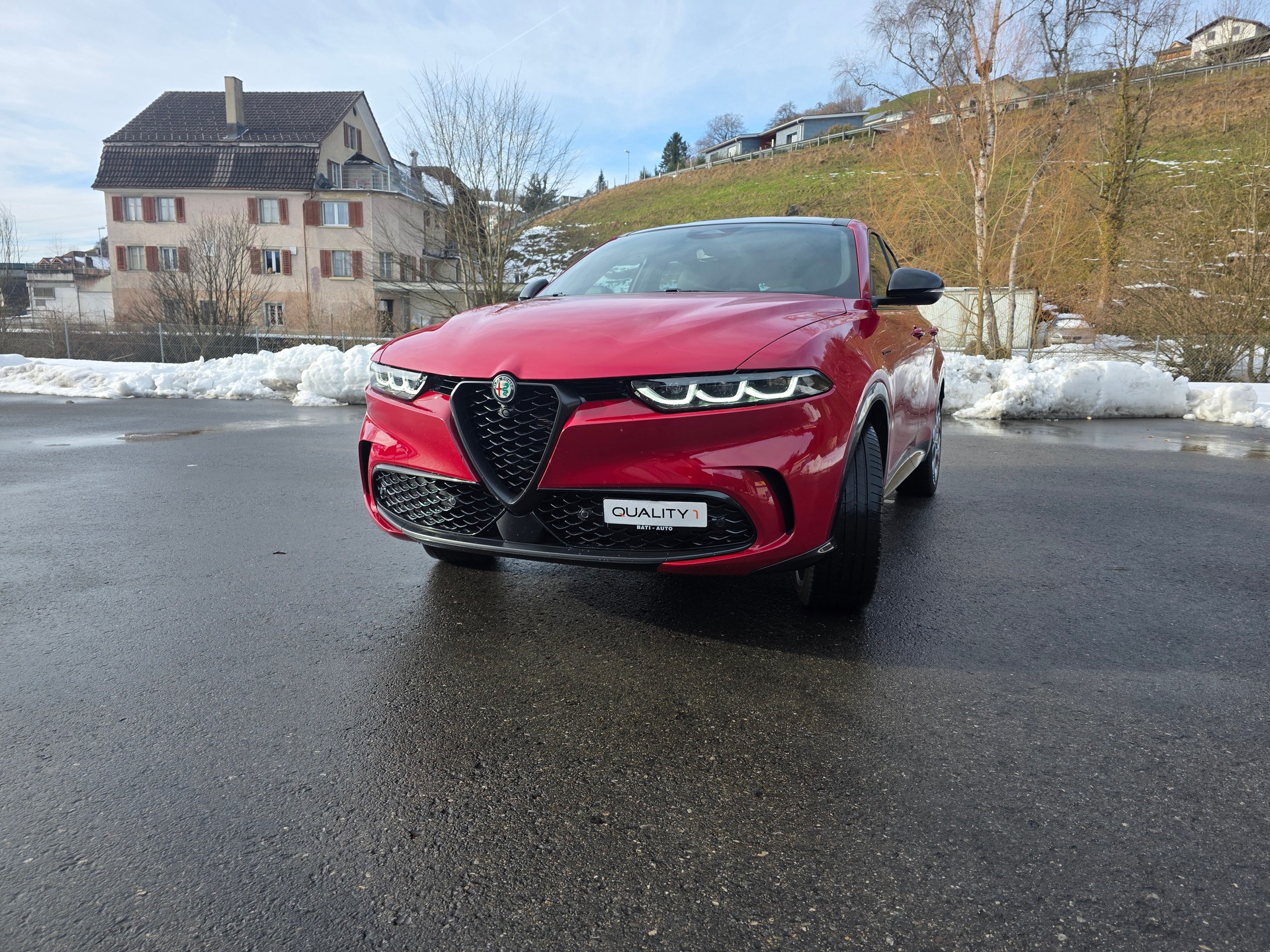 ALFA ROMEO Tonale 1.3 Plug-in-Hybrid Q4 Veloce-showroom-element-3