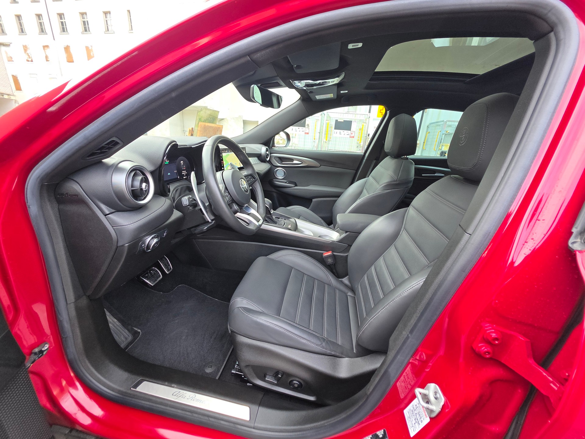 ALFA ROMEO Tonale 1.3 Plug-in-Hybrid Q4 Veloce-image-21